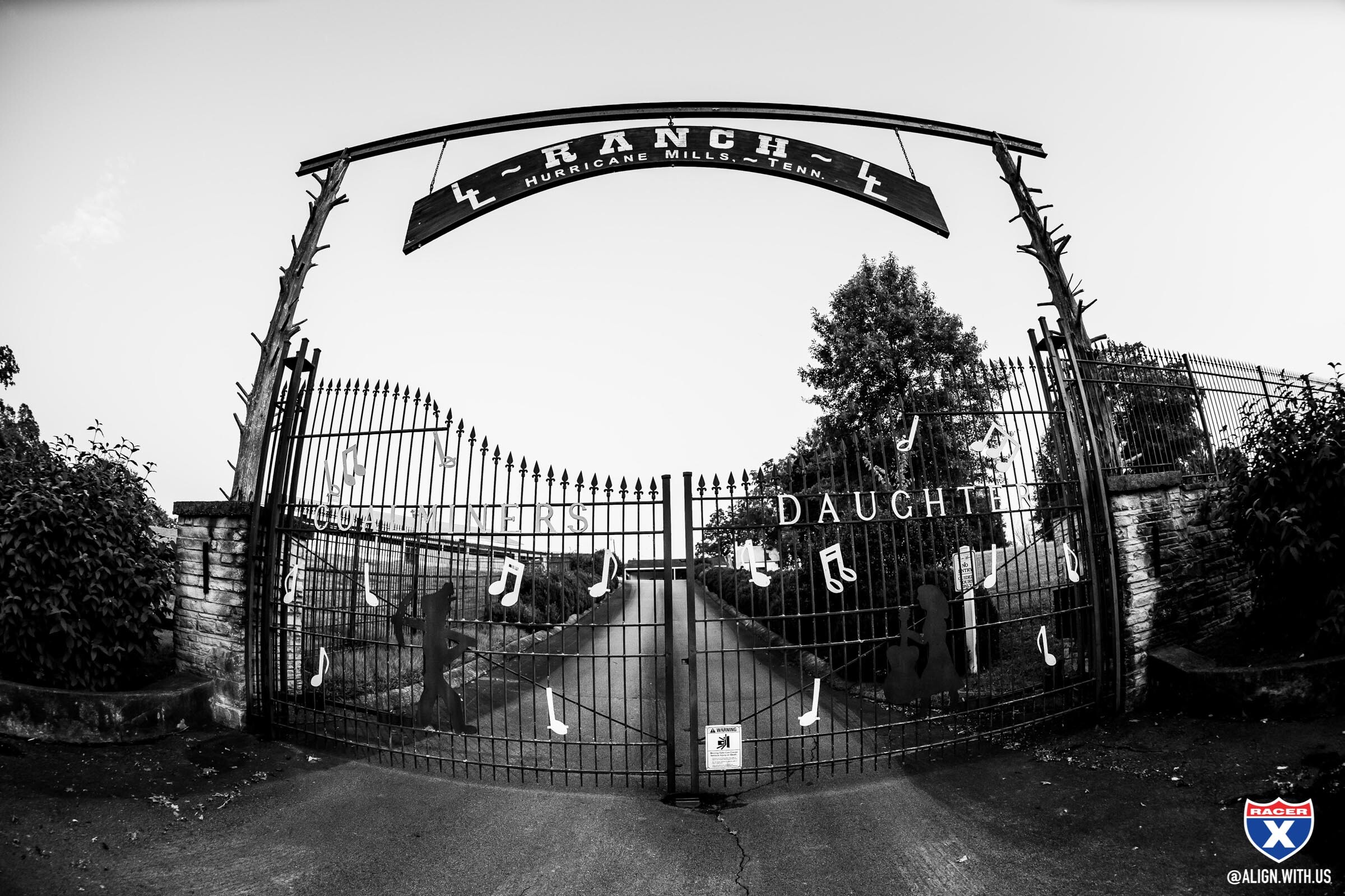 ALIGN_MEDIA_x_RACER_X_2021_LORETTA_LYNNS_MONDAY_012