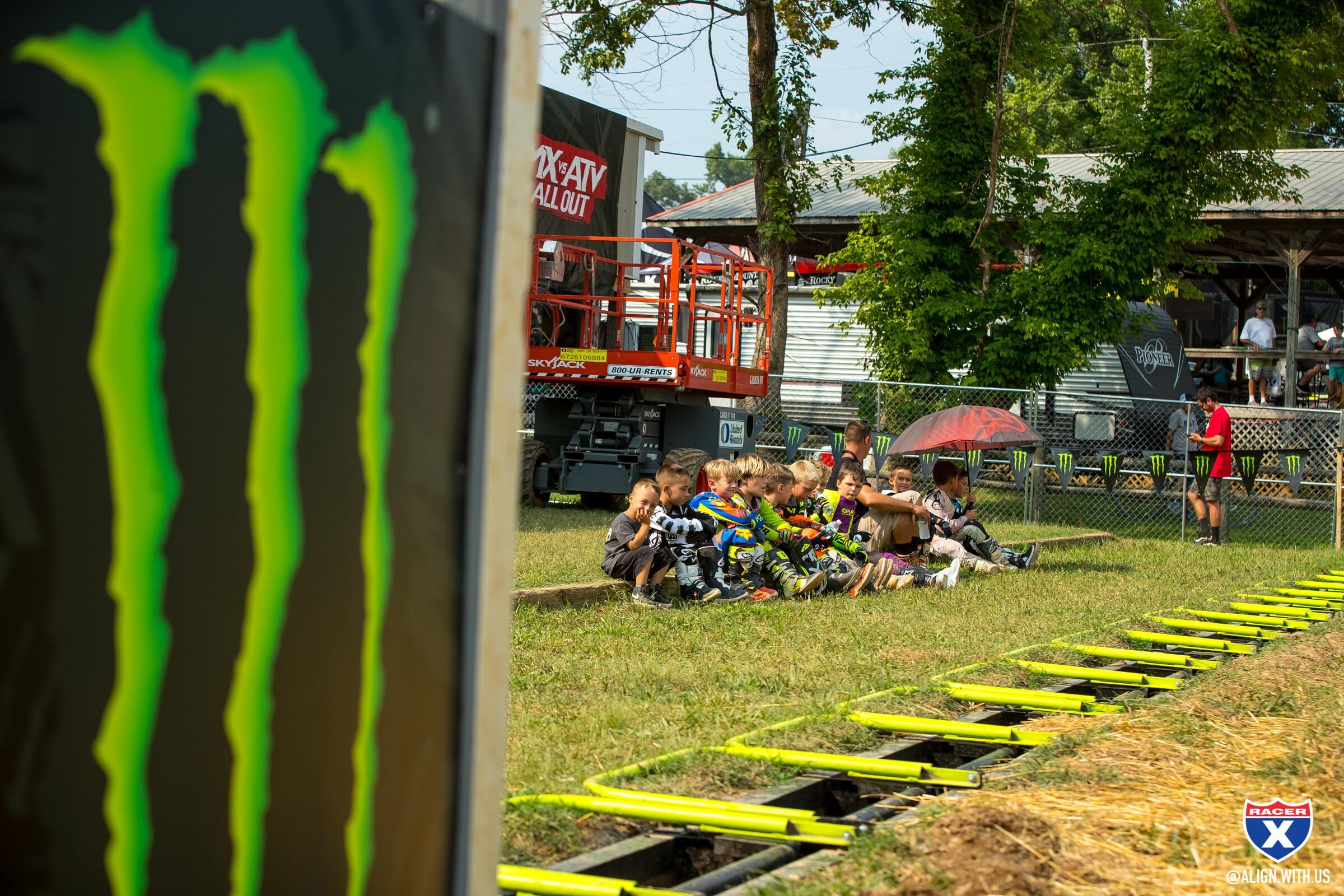 ALIGN_MEDIA_x_RACER_X_2021_LORETTA_LYNNS_MONDAY_040