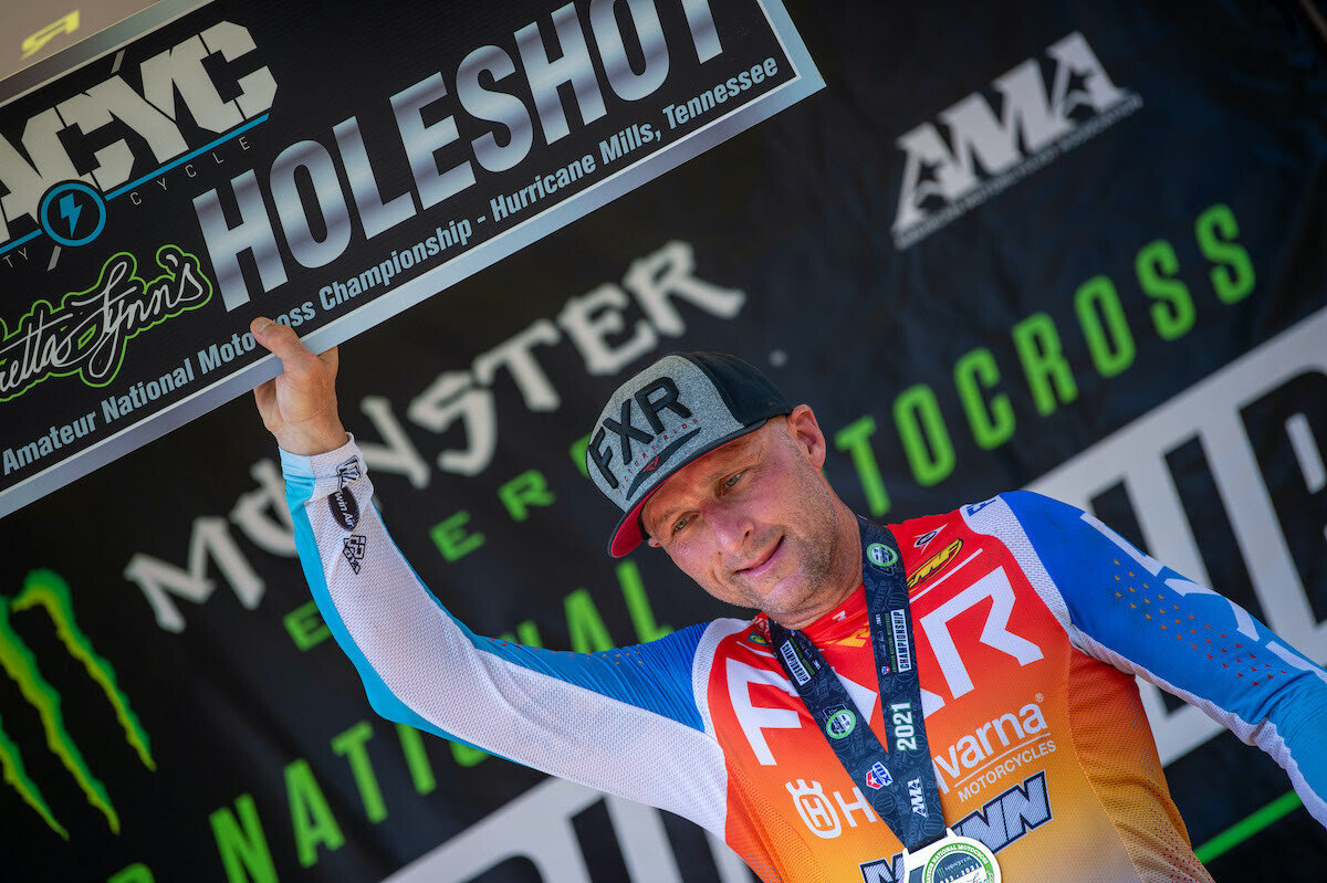 Mike Brown was even more impressive in his Moto 2 win in Senior (45+).