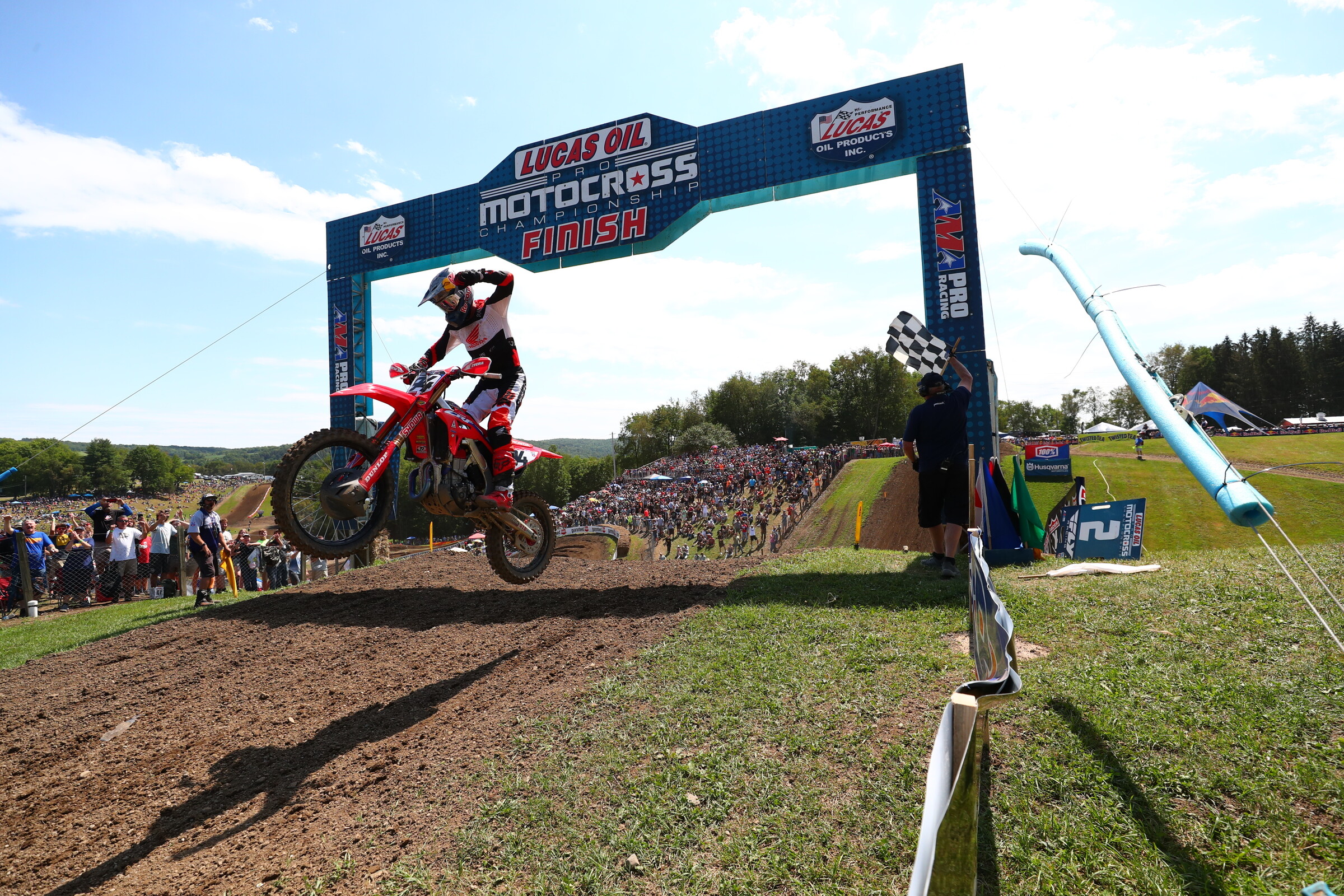 Ken Roczen strikes first at Unadilla.