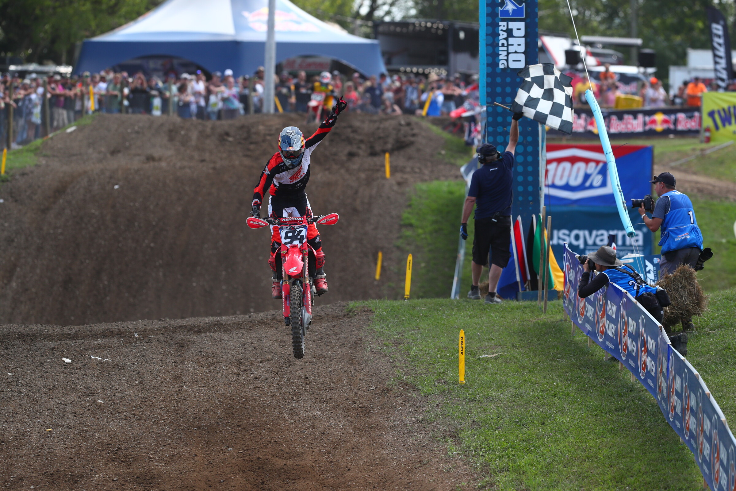 Roczen went 1-1 in 2019 (the last time we visited Unadilla MX) and he repeated that performance again here in 2021.