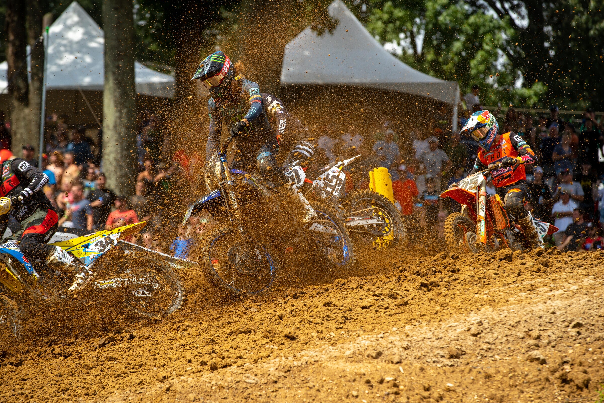 Aaron Plessinger battled at Budds despite a huge crash last week at Unadilla, but ultimately the pain was too much.