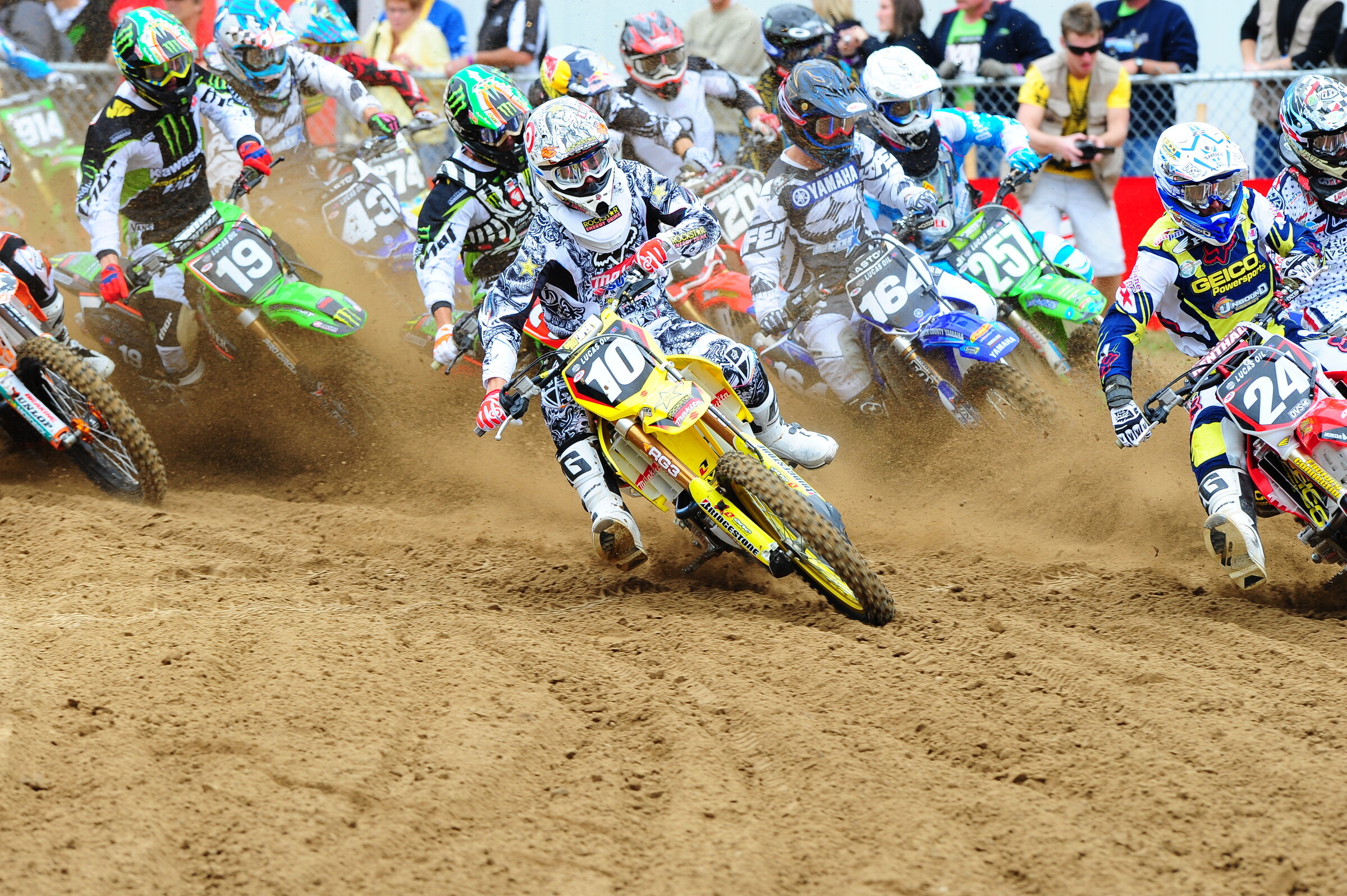 Ryan Dungey in 2009 racing for Rockstar/Makita Suzuki.