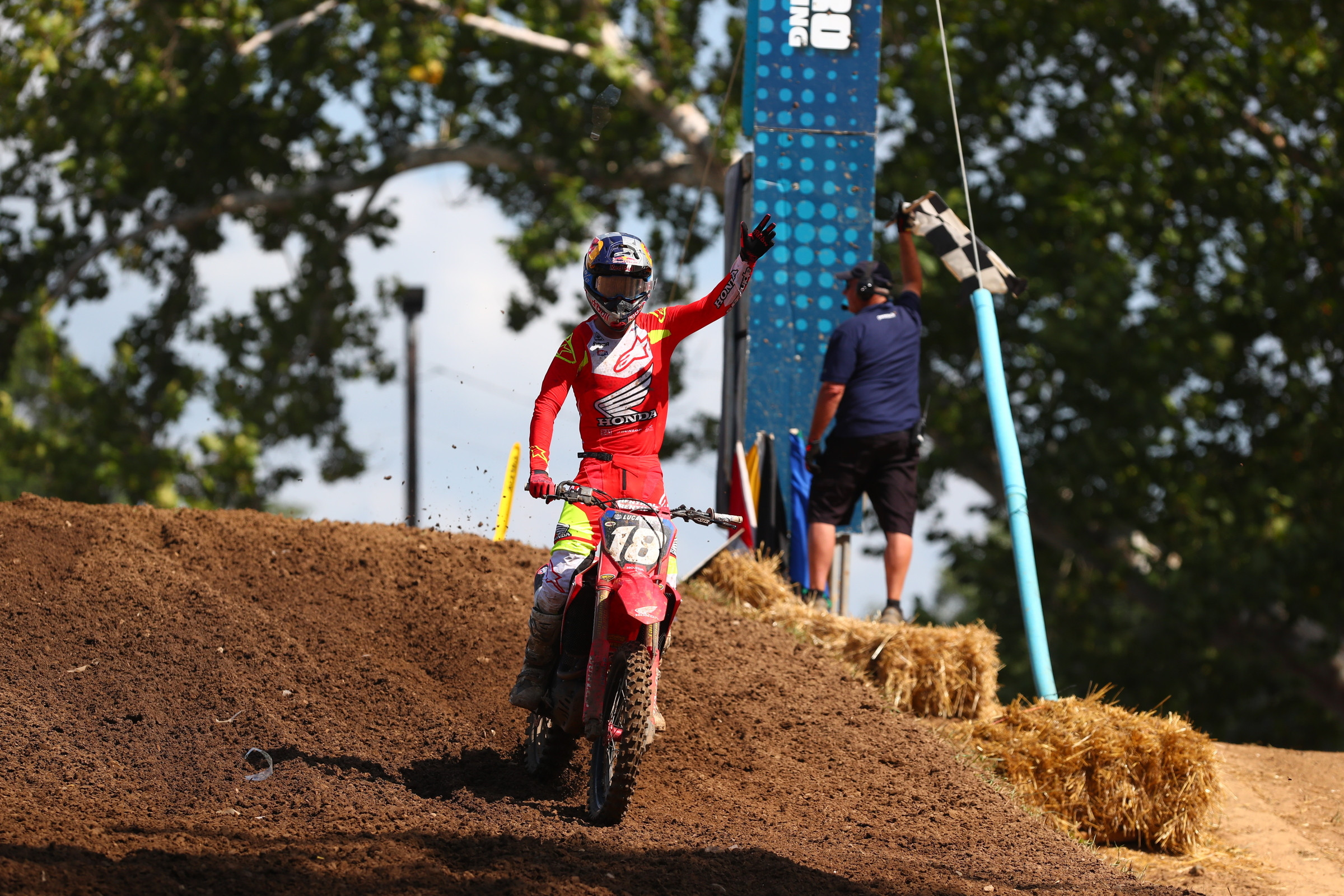 Race Day Feed: Statement Rides at Ironman