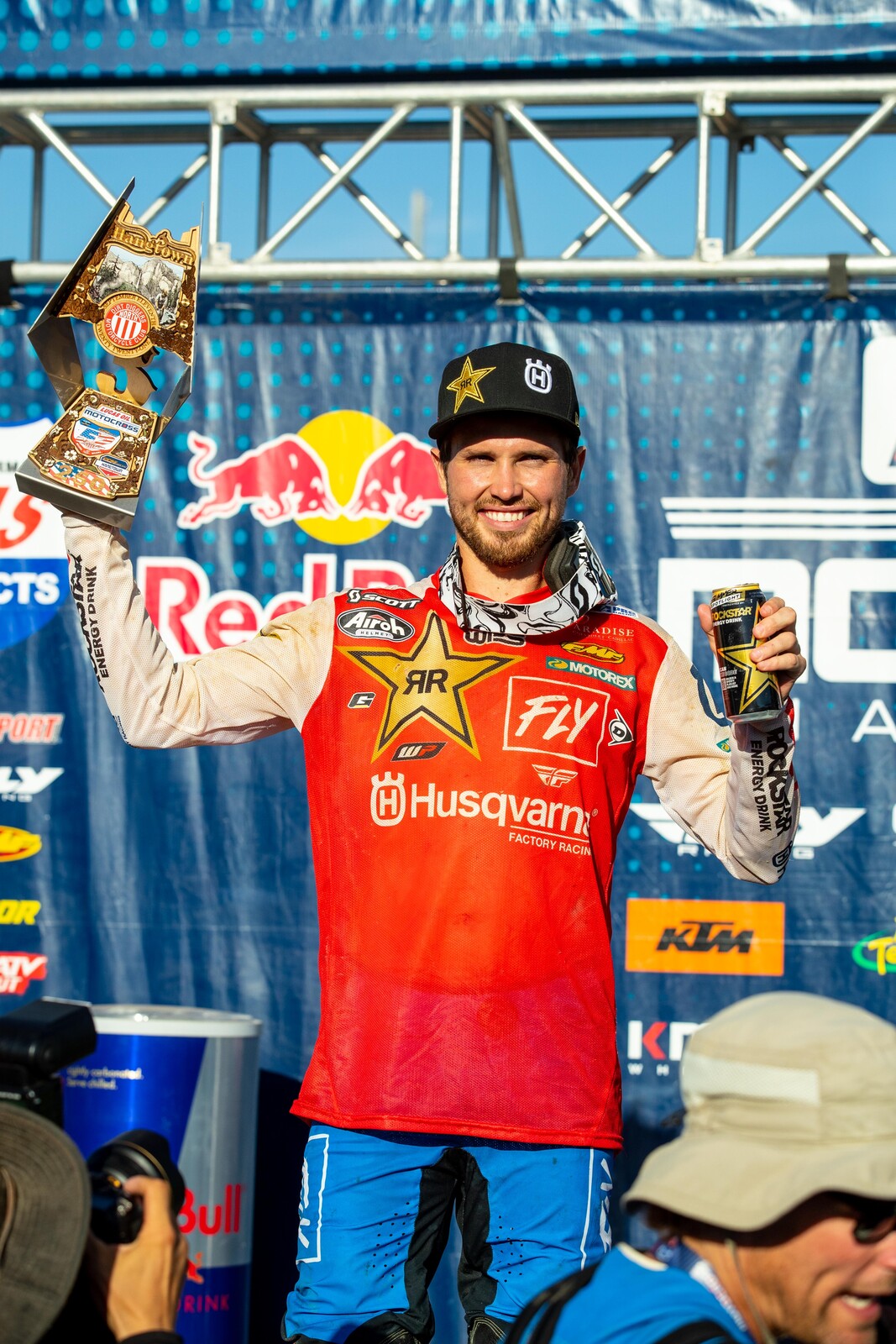 Hampshire earned his third overall podium of the season at the finale, finishing 2-6 for third overall.