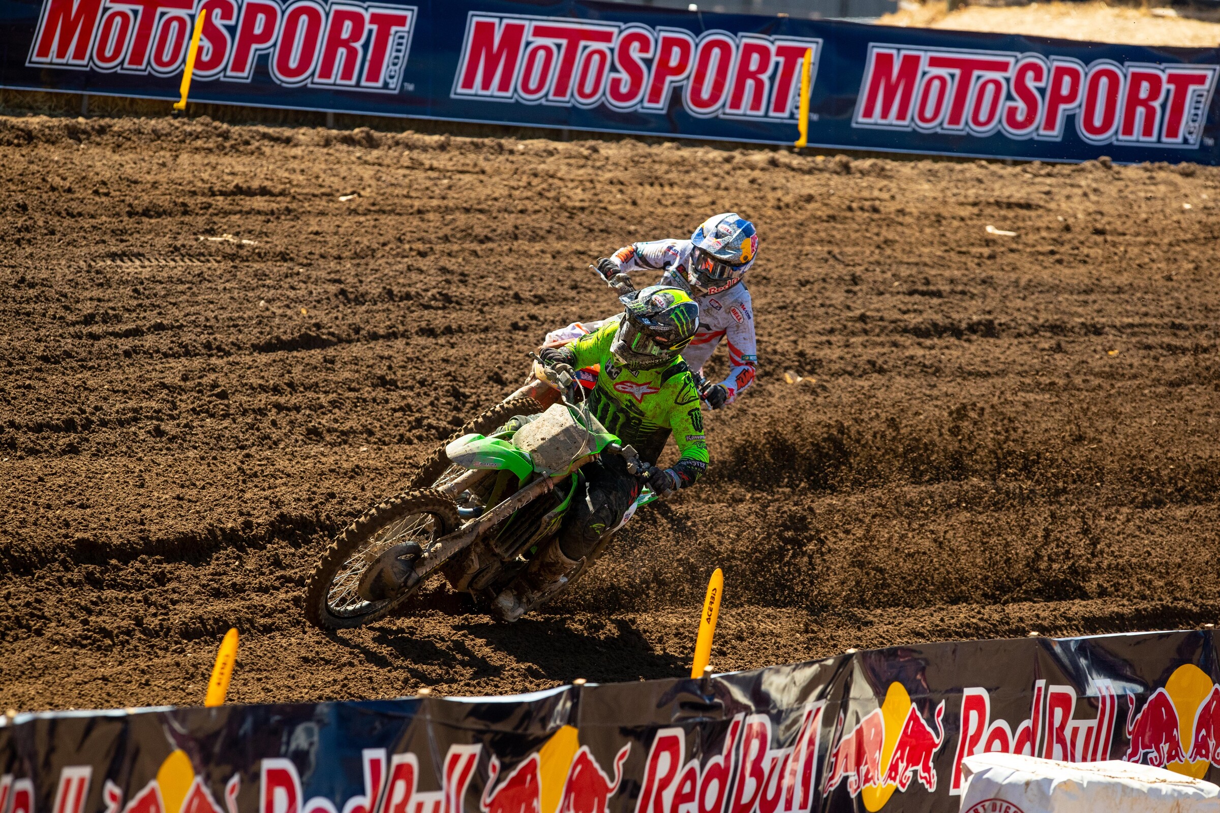 Eli Tomac taking the lead from Cooper Webb in the second moto.