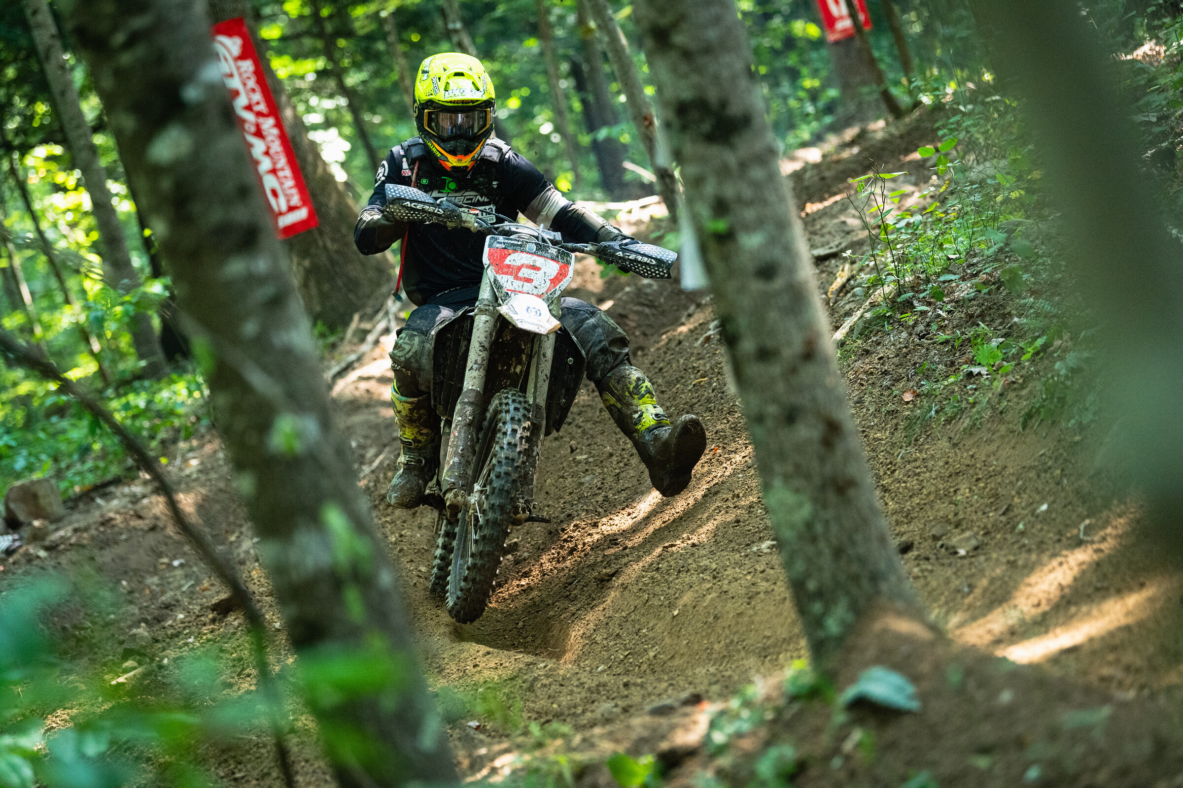 Jordan Ashburn (Magna1 Motorsports/Husqvarna) battled throughout the race and would end the day third overall.