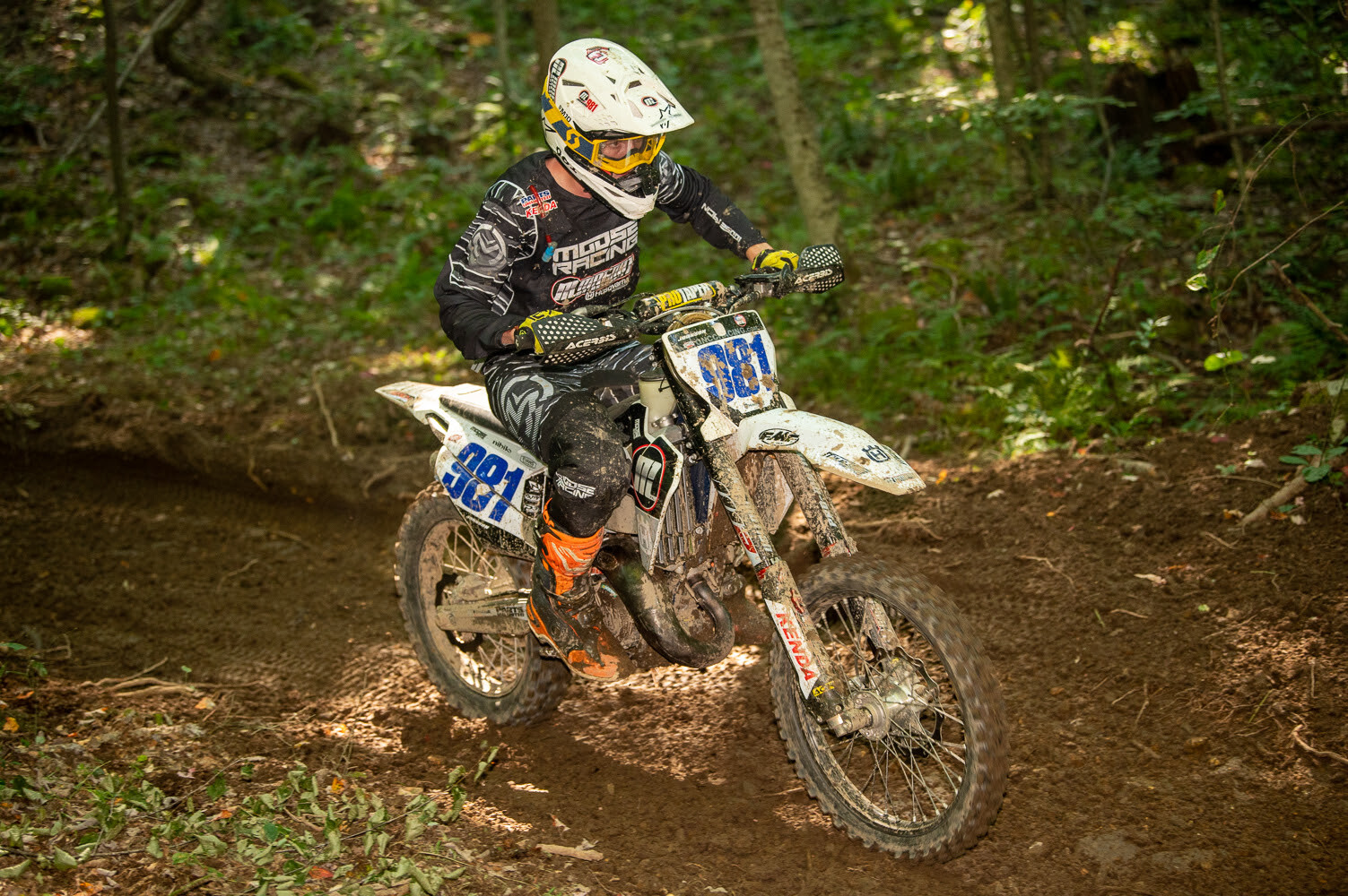 Jonathan Johnson (Magna1 Motorsports/Husqvarna) earned his eighth win in the FMF XC3 class.
