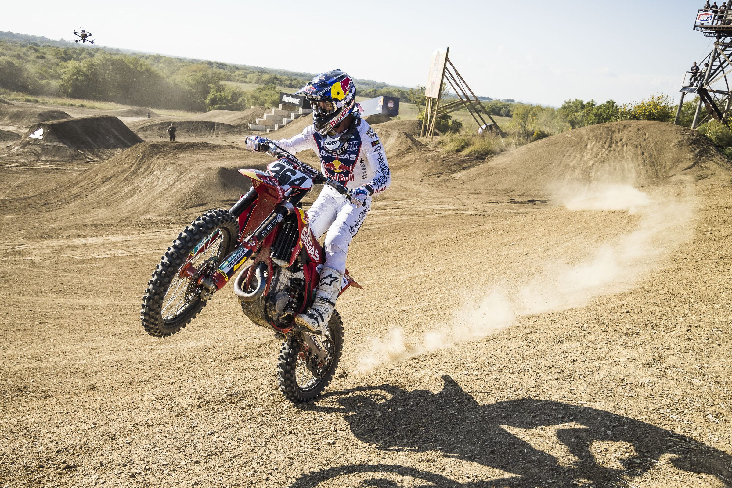 Even at 36 years, 11 months old, Sipes still has style!