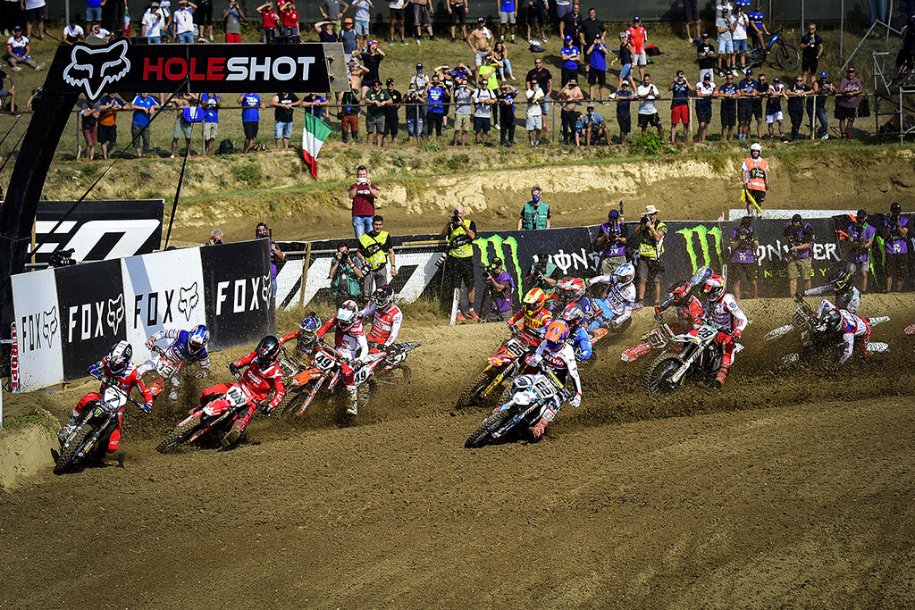 The MXGP class took the the track first, with Team Great Britain's Ben Watson grabbing the Fox Holeshot on his Aaron-Plessinger-looking number 7 Monster Energy Yamaha. Italy's Tony Cairoli had to overcome a bad gate pick to work through the pack.