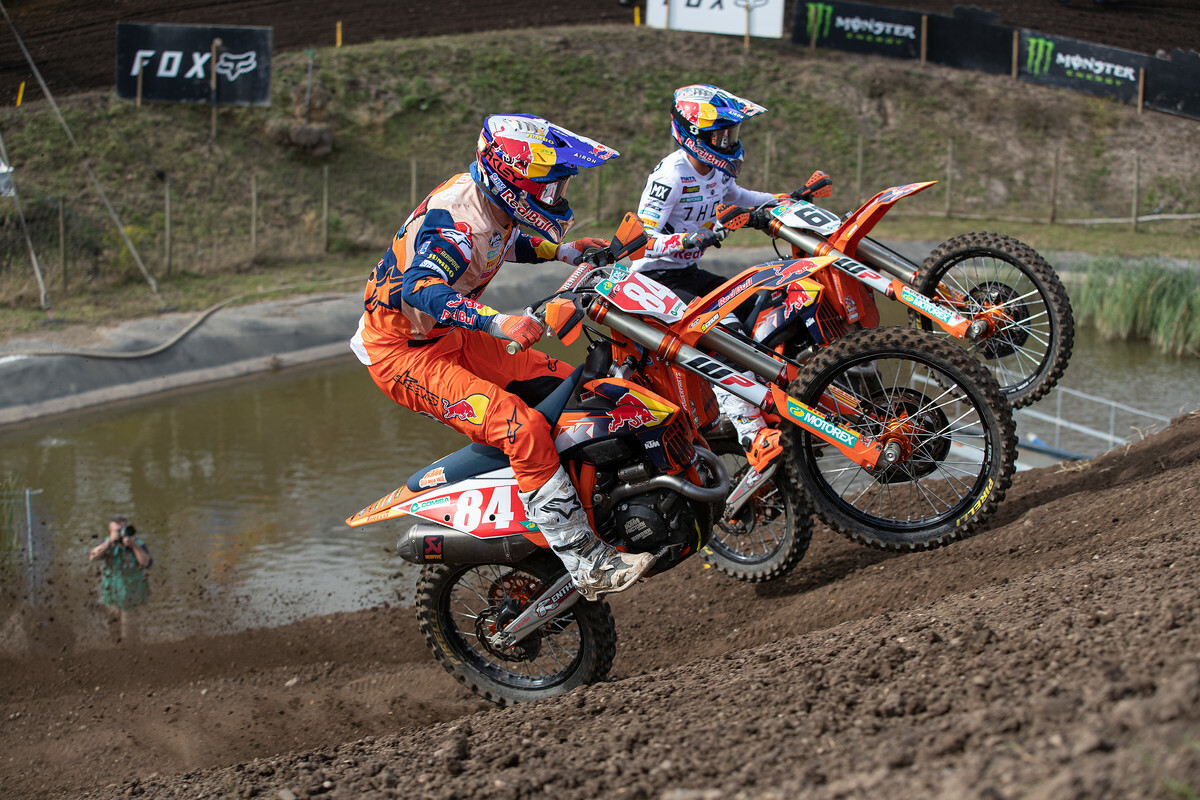Herlings and Prado went at it in moto one.