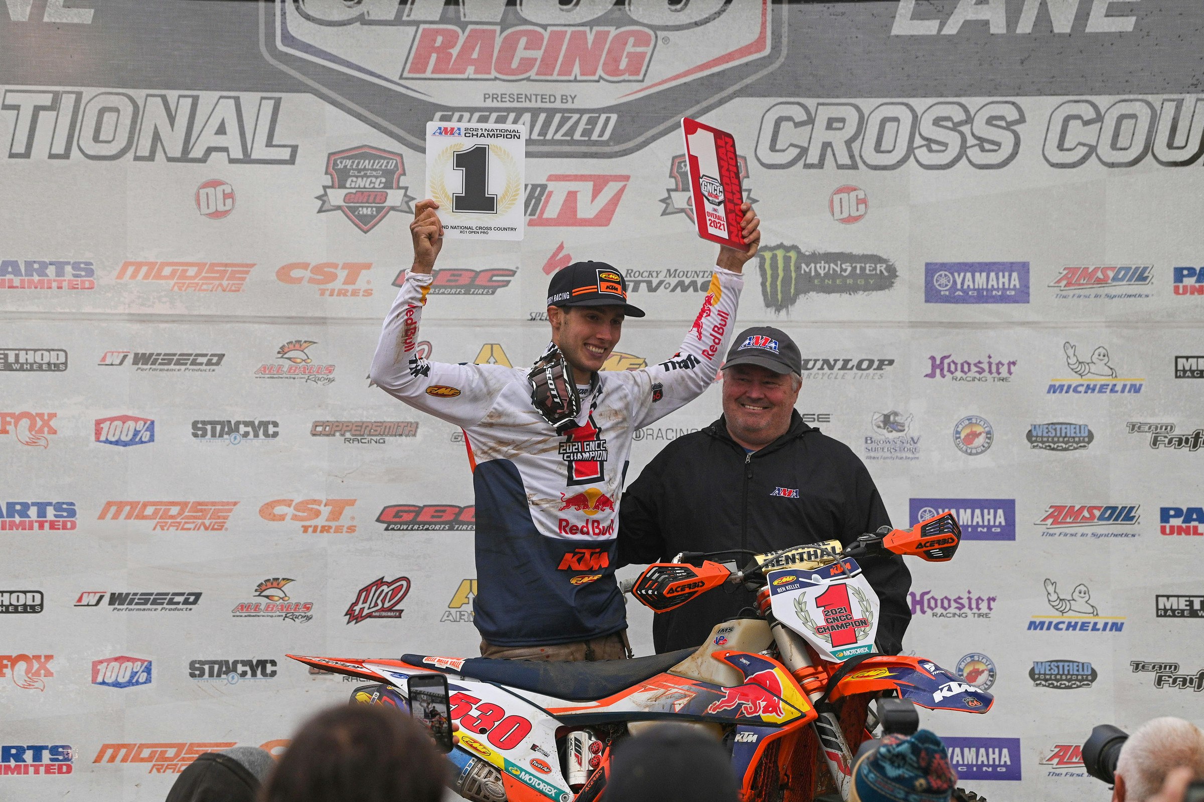 Ben Kelley, Becca Sheets Claim Respective Titles at Ironman GNCC