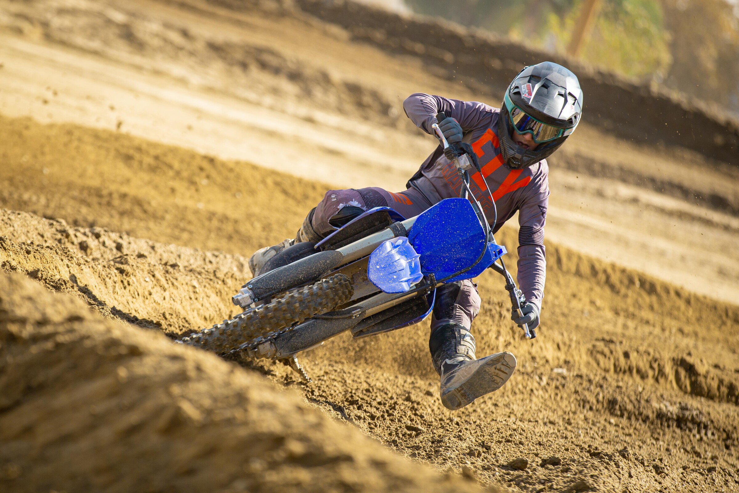 Leum Oehlhof in action on the 2022 Yamaha YZ125.