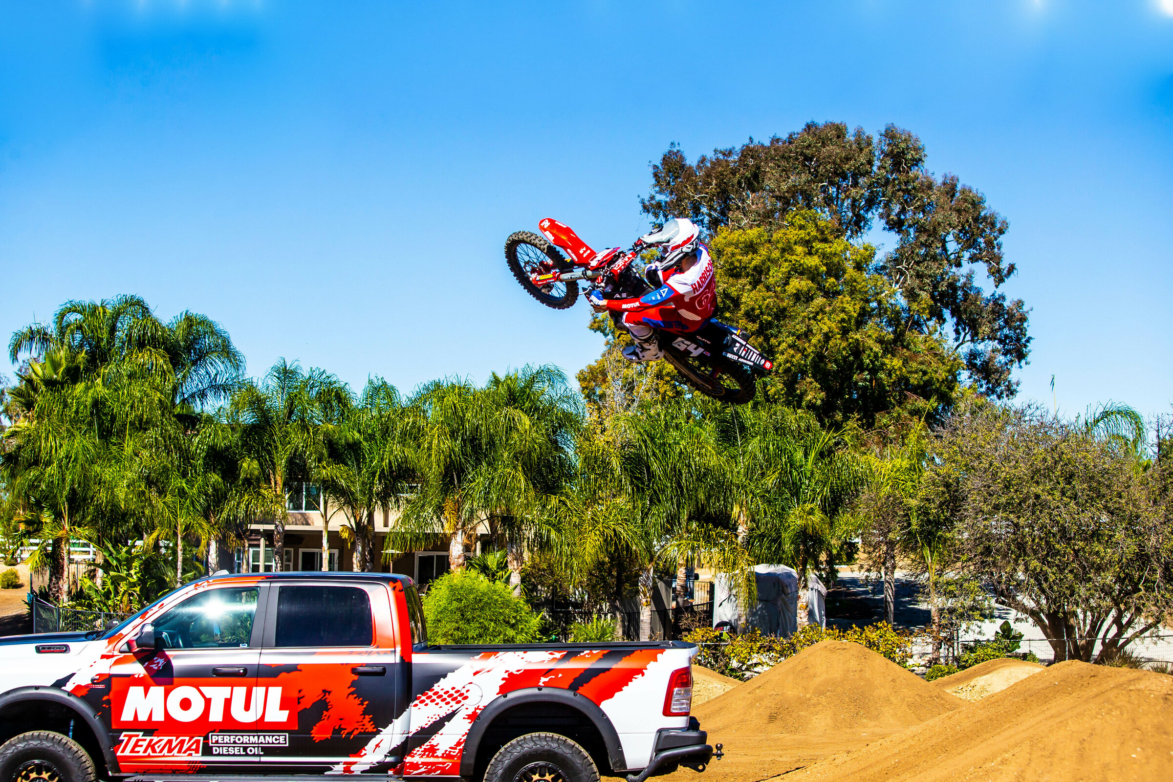 #64 Mitchell Harrison