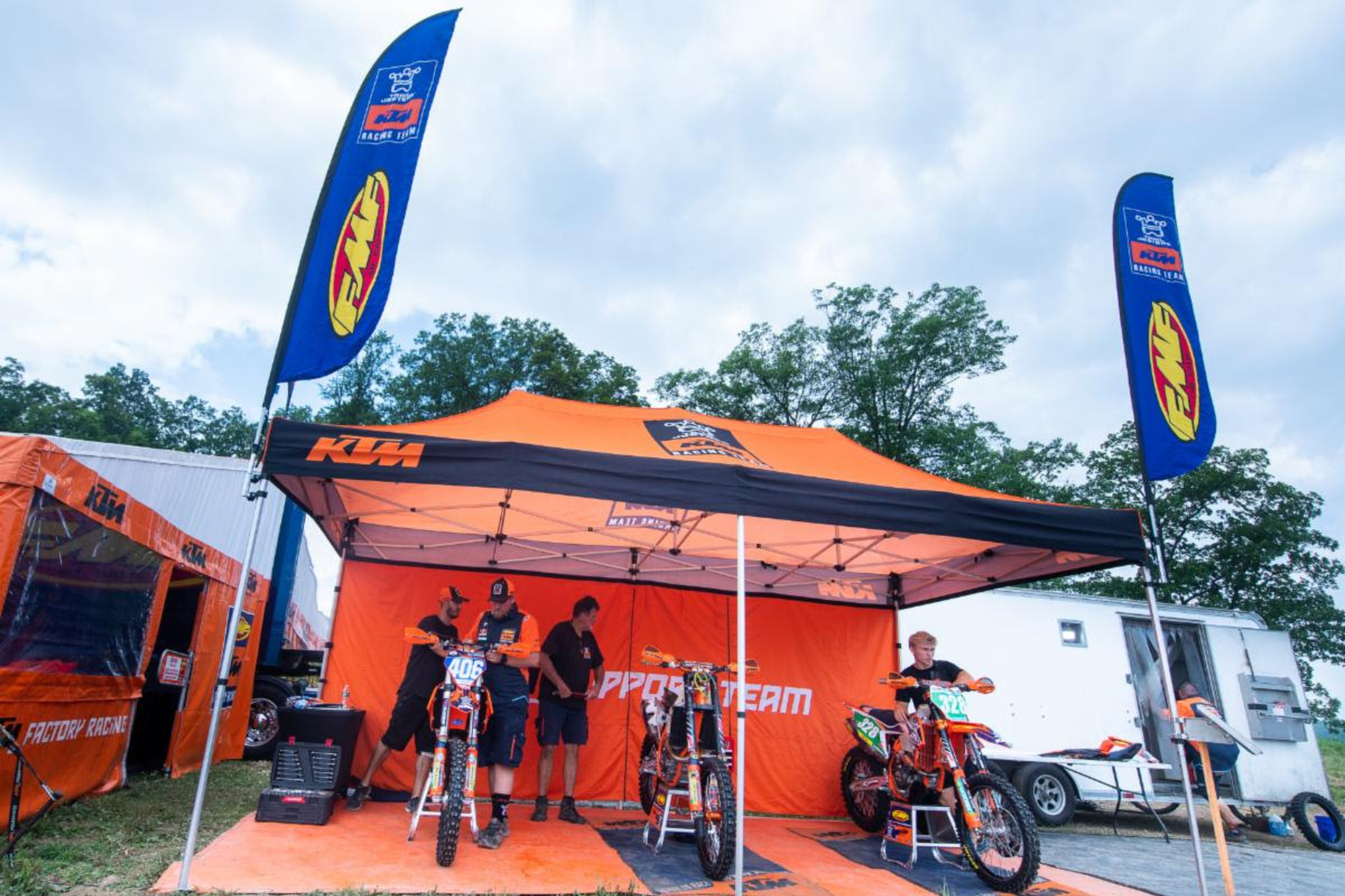 Ktm tent outlet