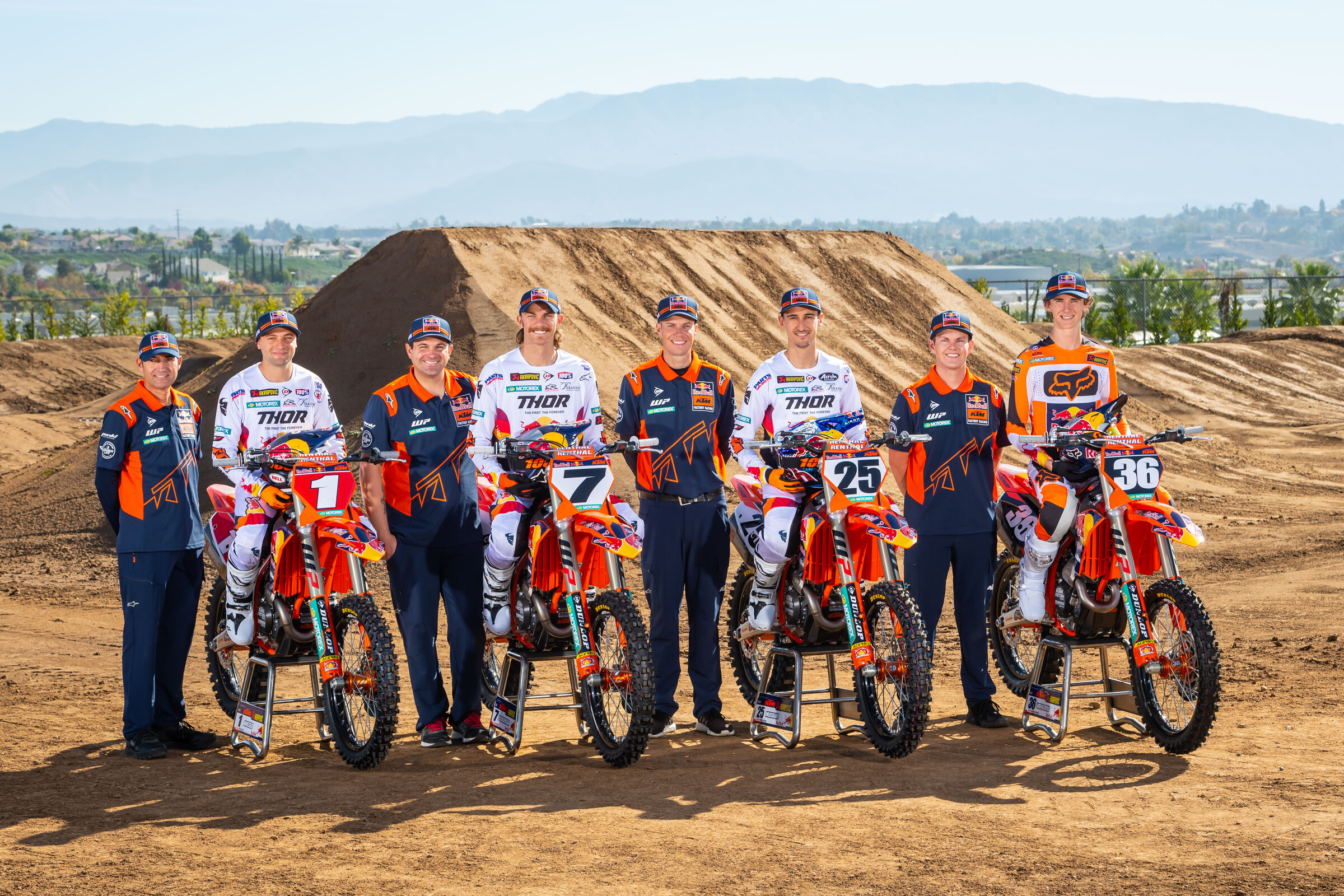 #1 Cooper Webb, #7 Aaron Plessinger, #25 Marvin Musquin, #36 Max Vohland and the Red Bull KTM team.