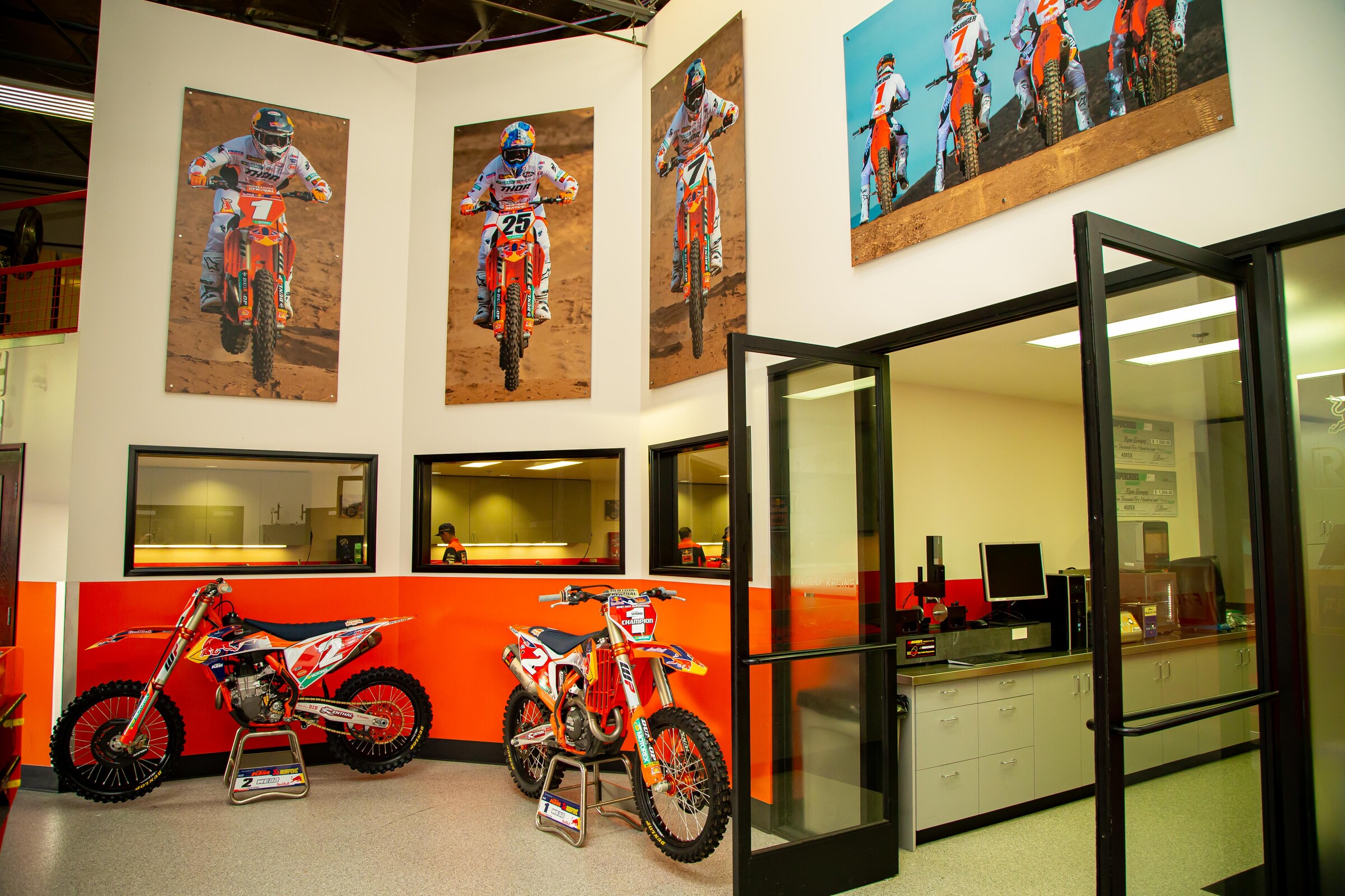 KTM-MISC-Dec22-Owens-AL5_2781