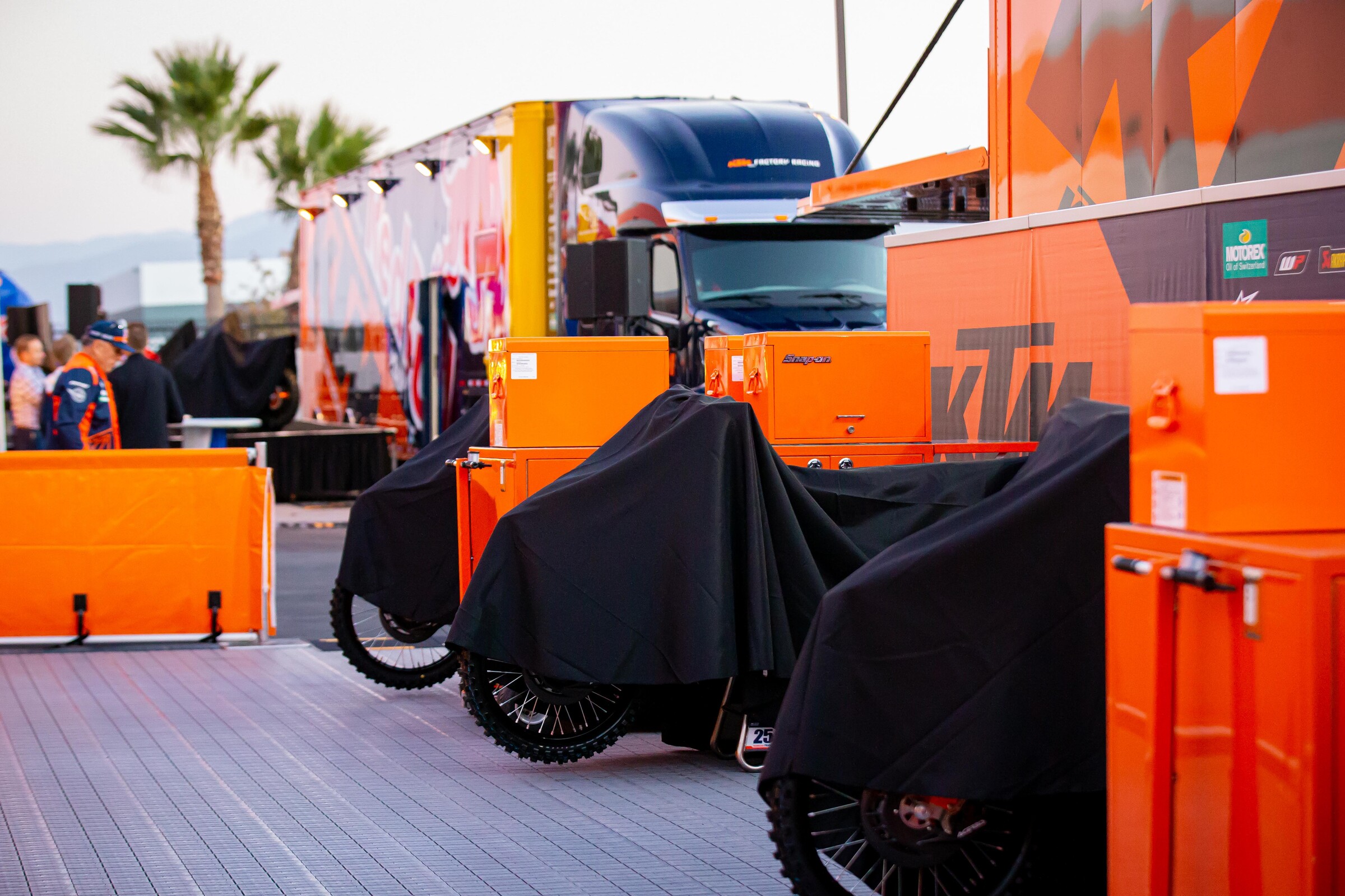 KTM-MISC-Dec22-Owens-AL6_6094