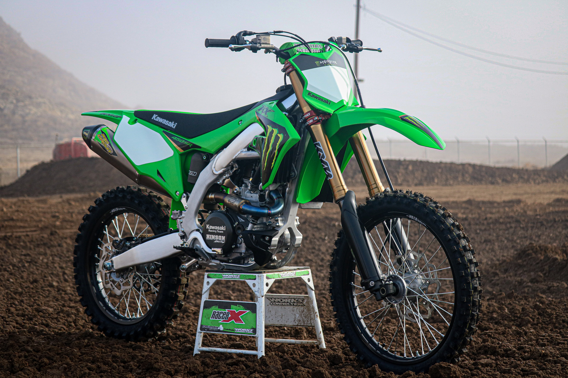 Racer X Films: 2022 Kawasaki KX450SR Bike Intro