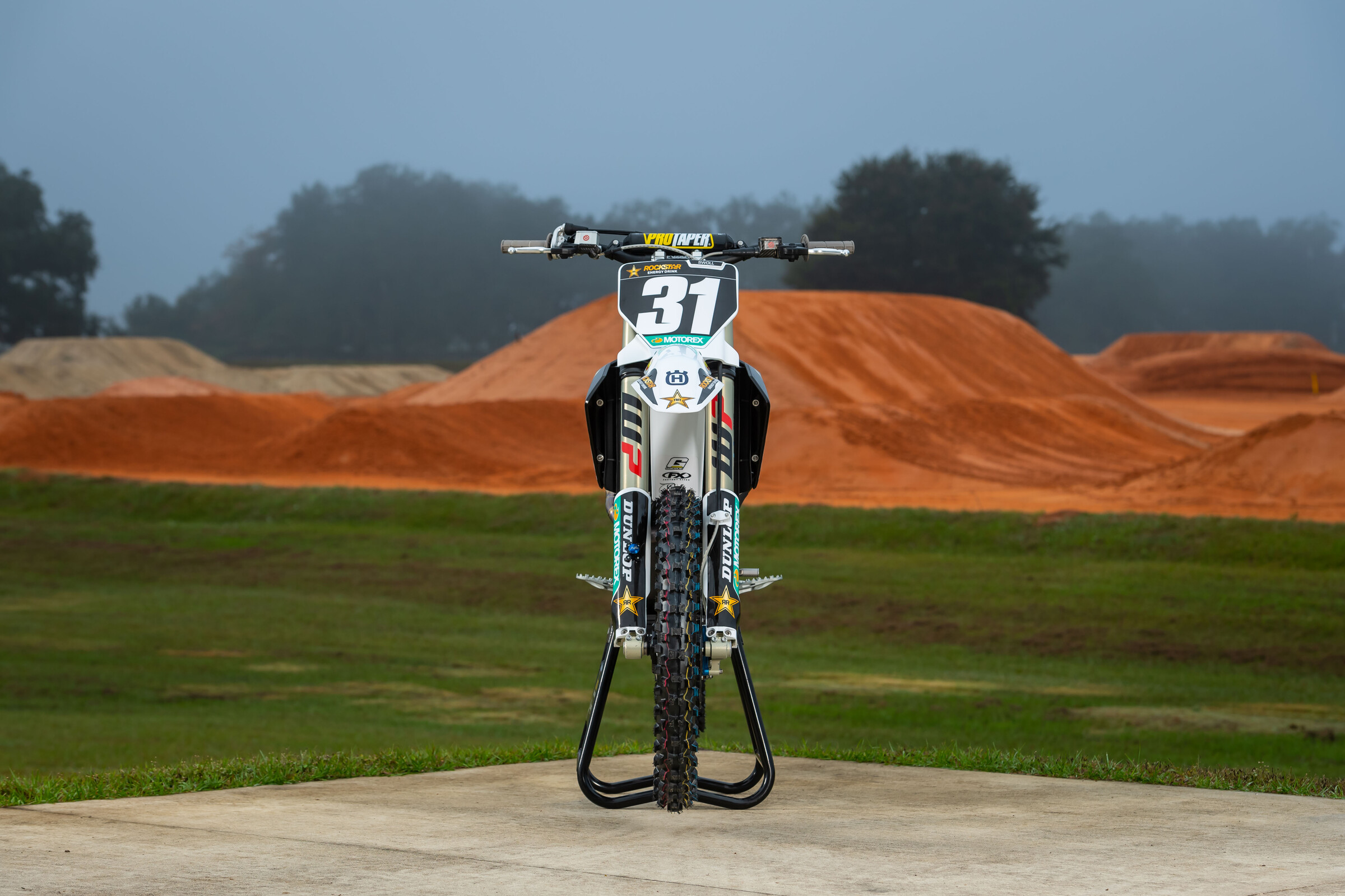 #31 Jalek Swoll's 2022 Husqvarna FC 250 Rockstar Edition race machine.