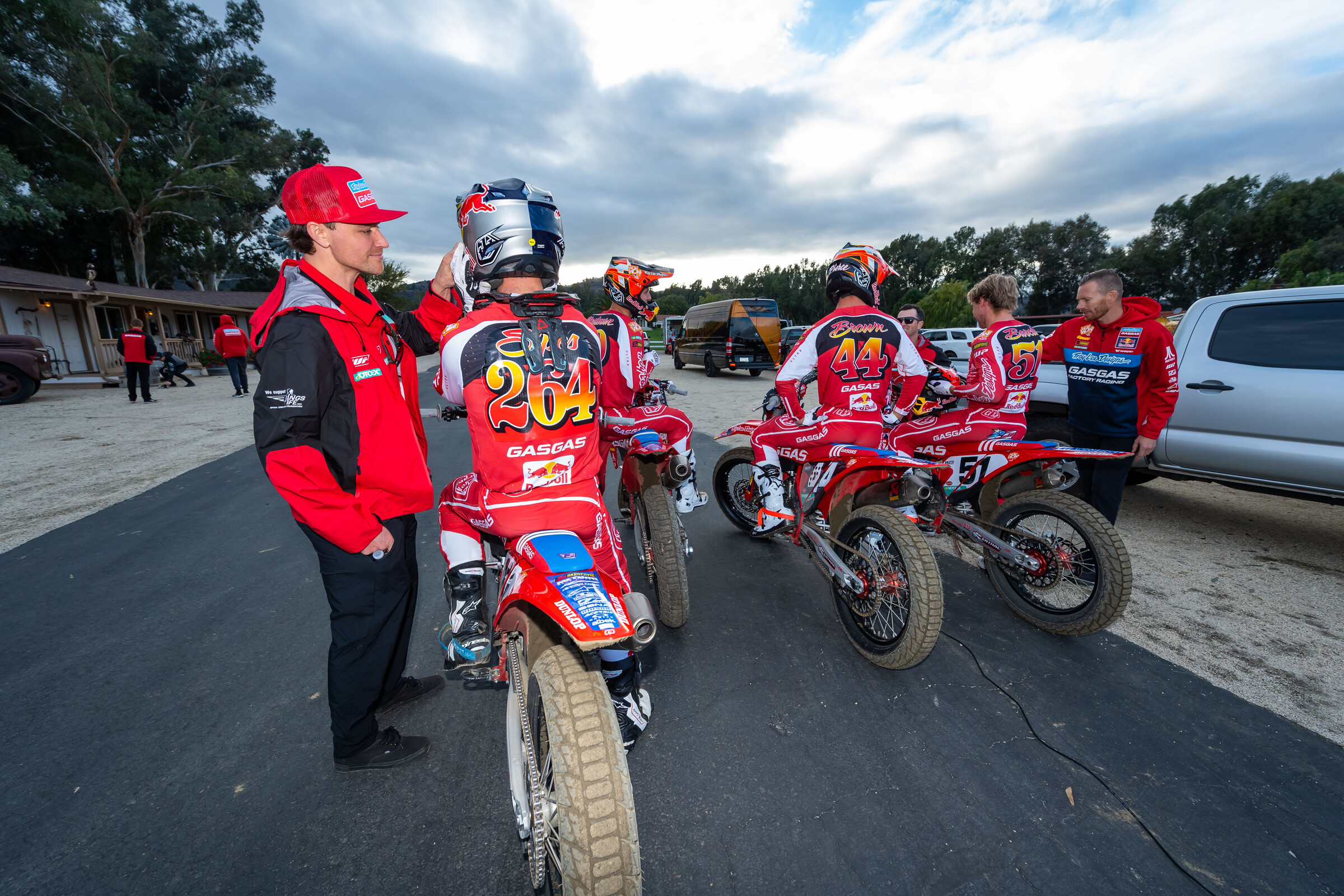 TLDGASGASIntro-Dec21-Cudby-0010