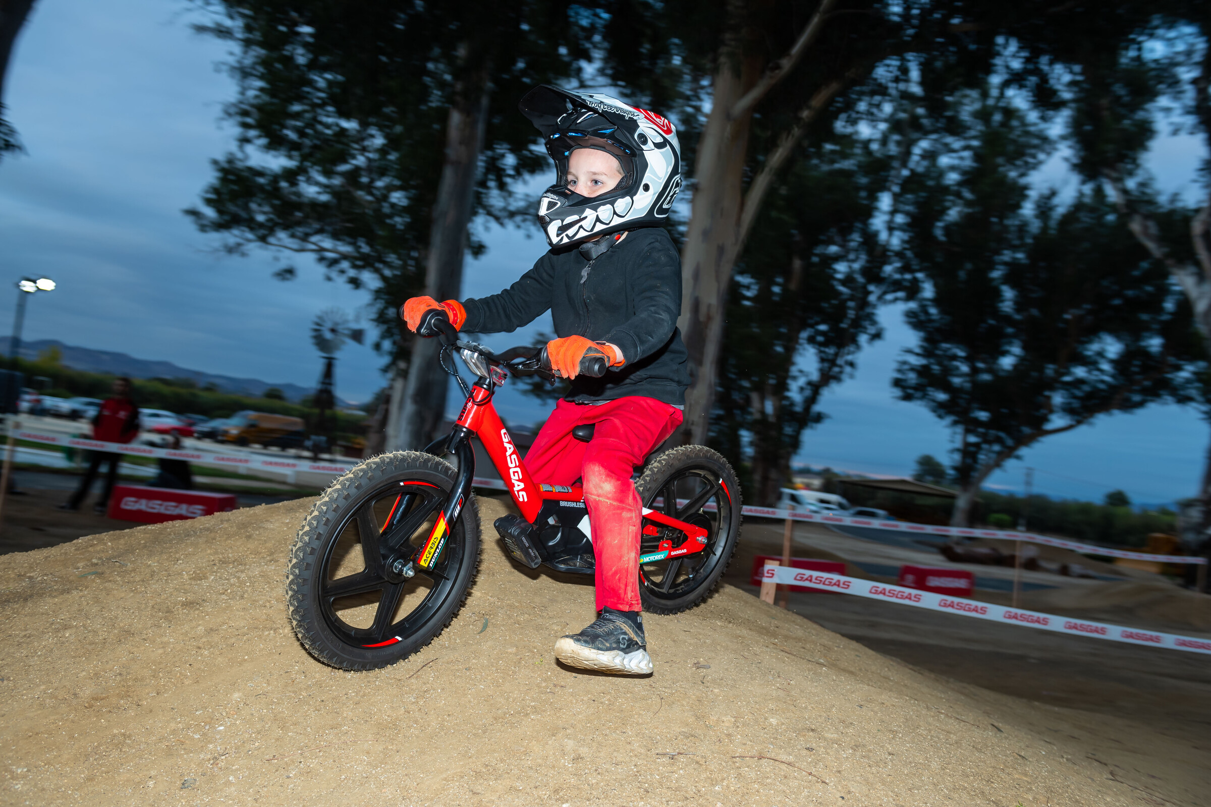 TLDGASGASIntro-Dec21-Cudby-0034