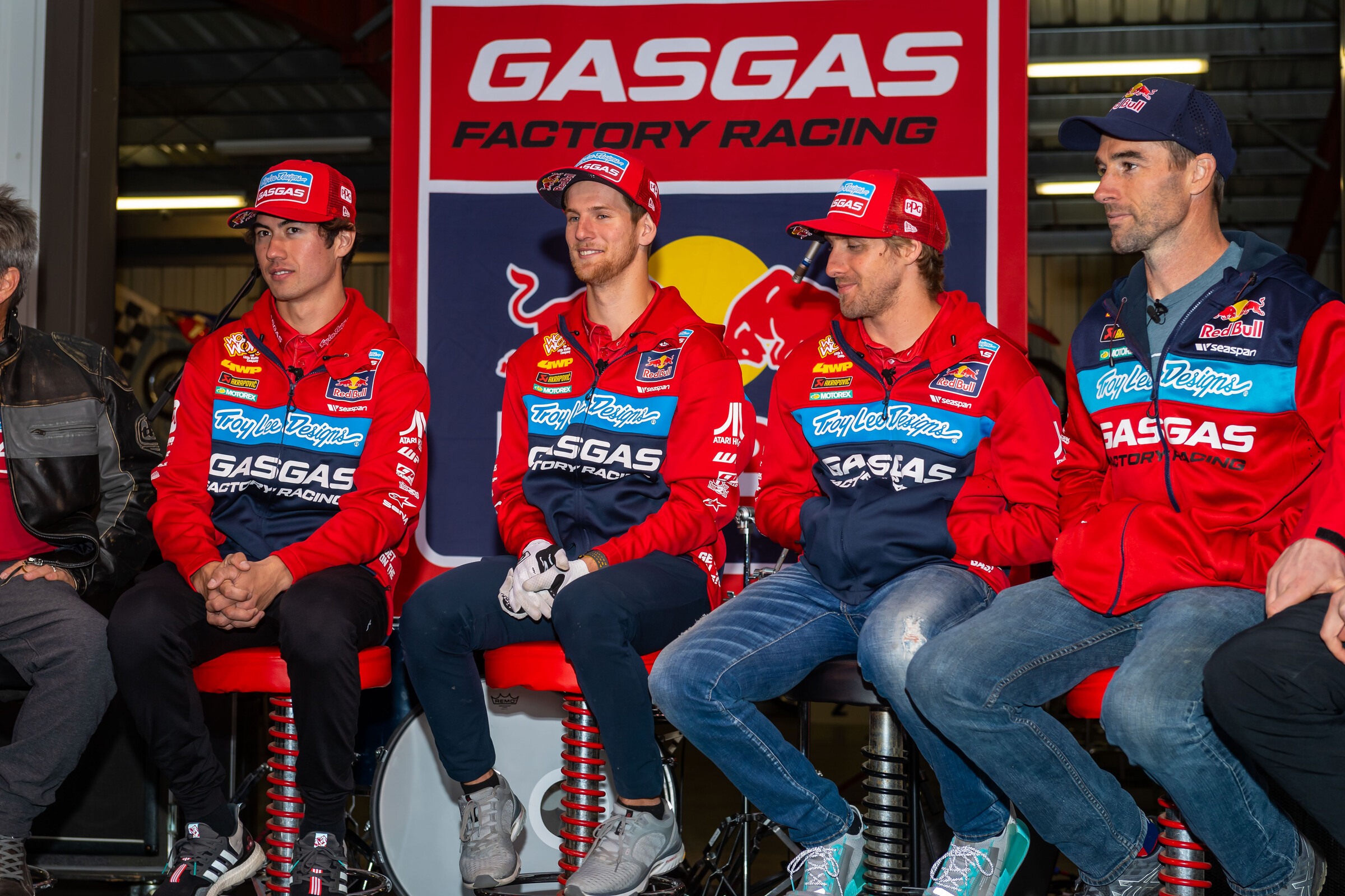 TLDGASGASIntro-Dec21-Cudby-0042