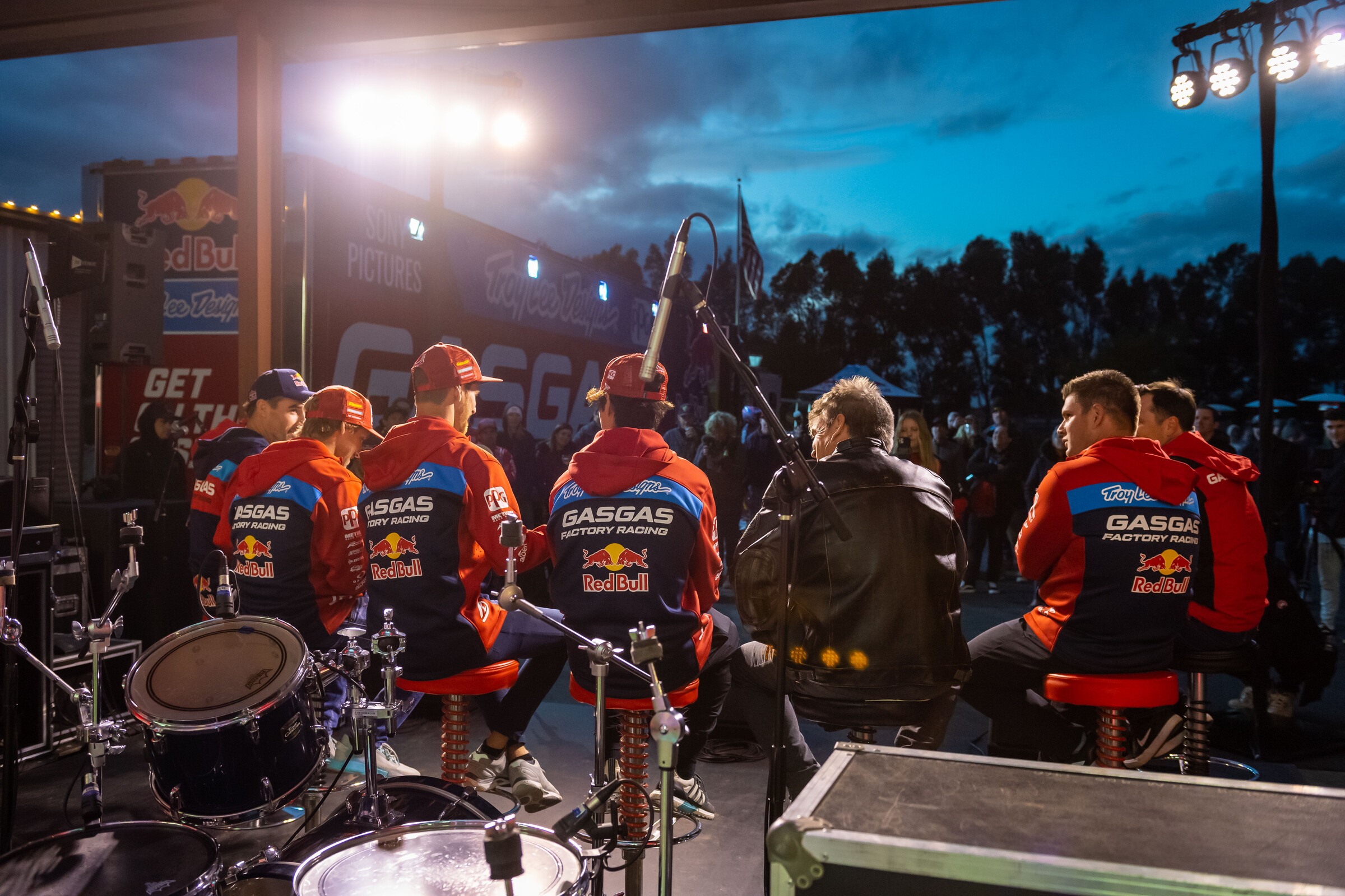 TLDGASGASIntro-Dec21-Cudby-0047