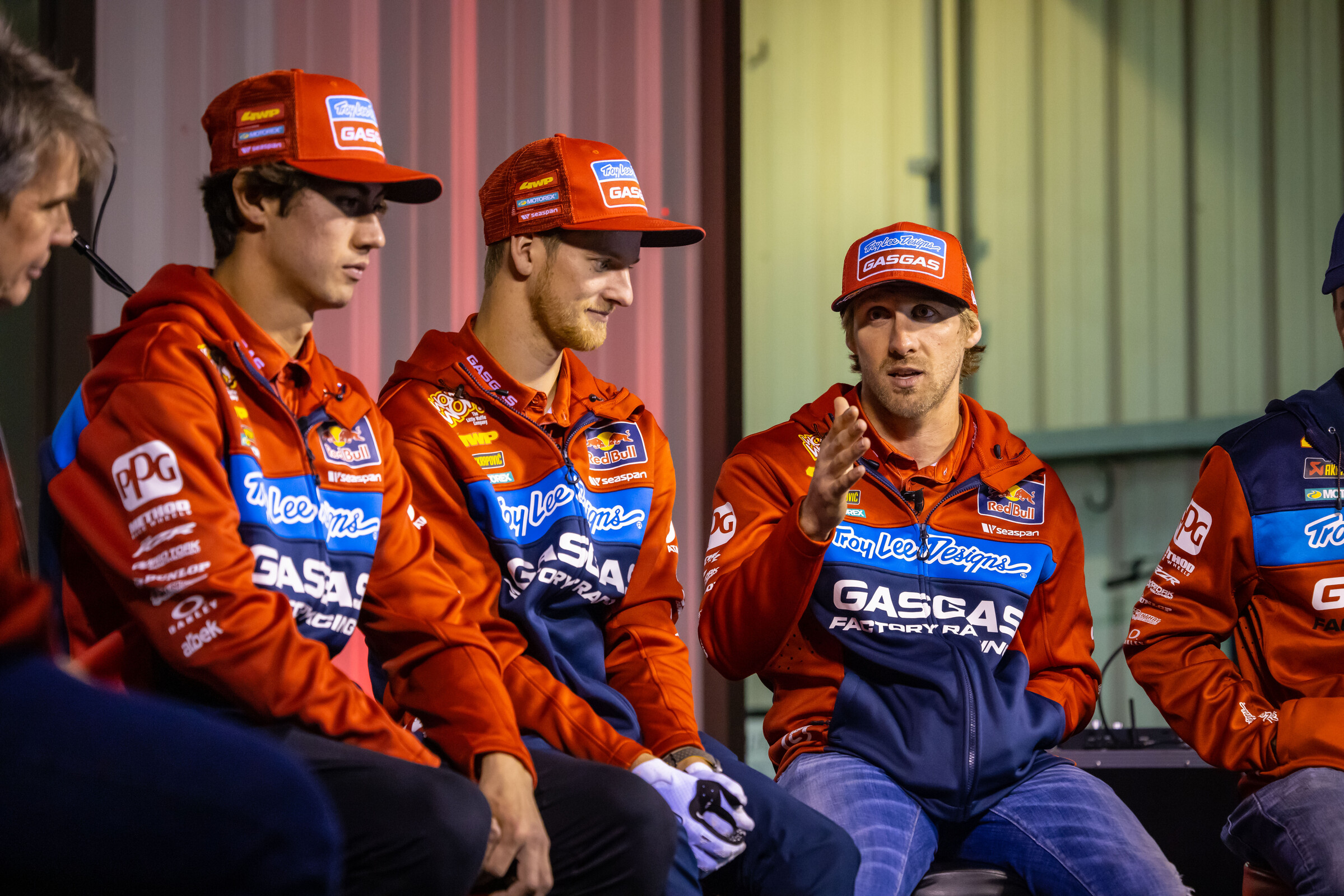 TLDGASGASIntro-Dec21-Cudby-0226