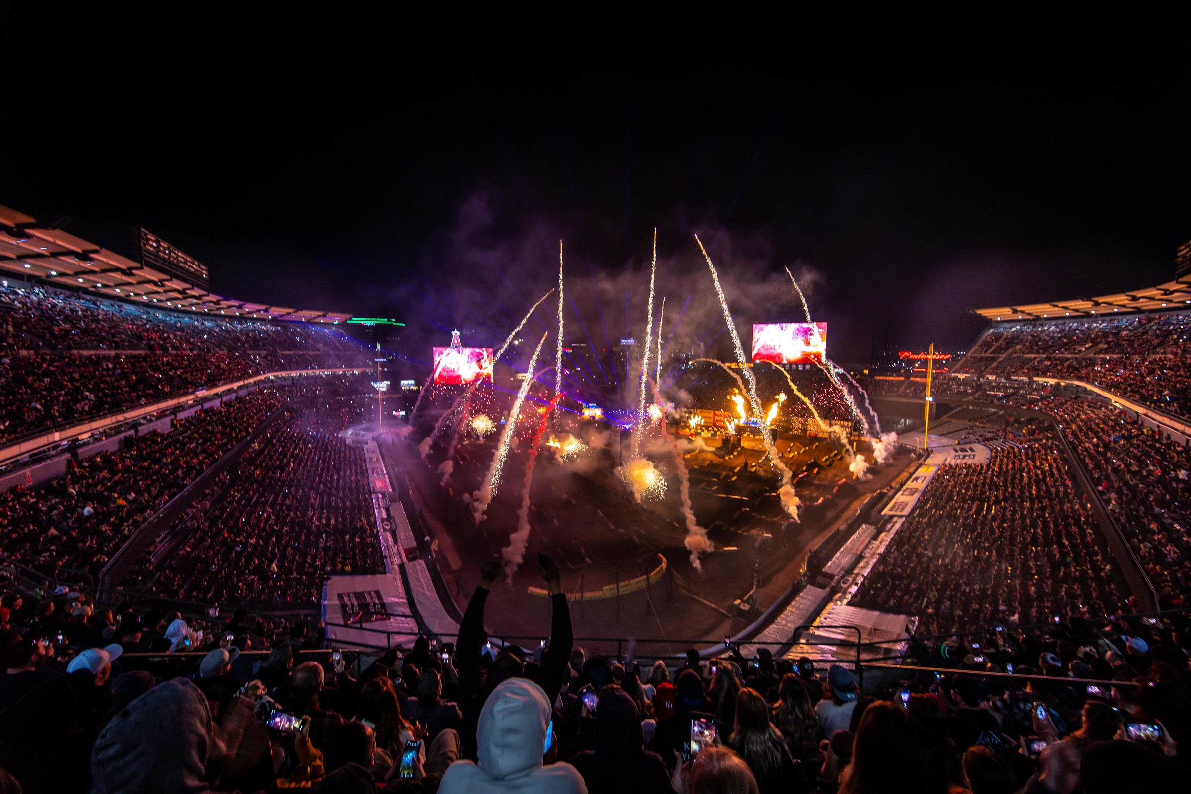 Race Report from the 2022 Anaheim 1 Supercross - Racer X