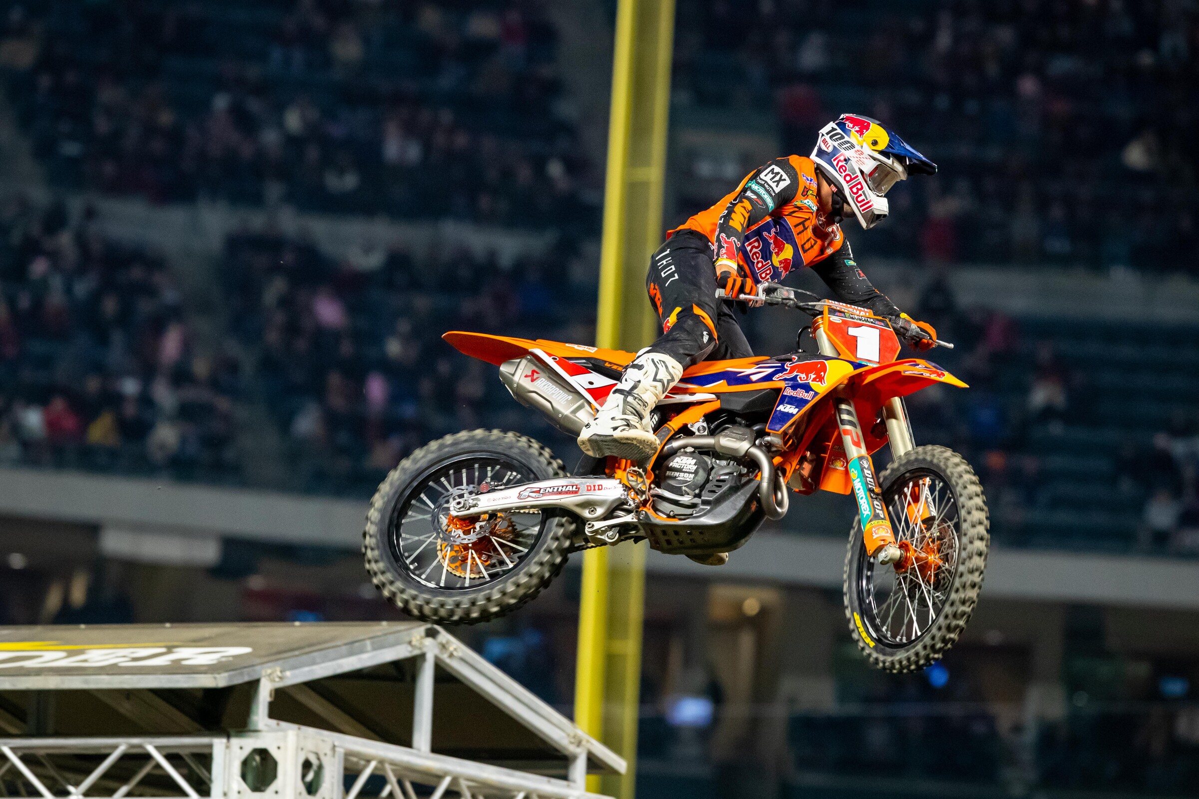 Webb ran as low as seventh in the main but rallied back to second.