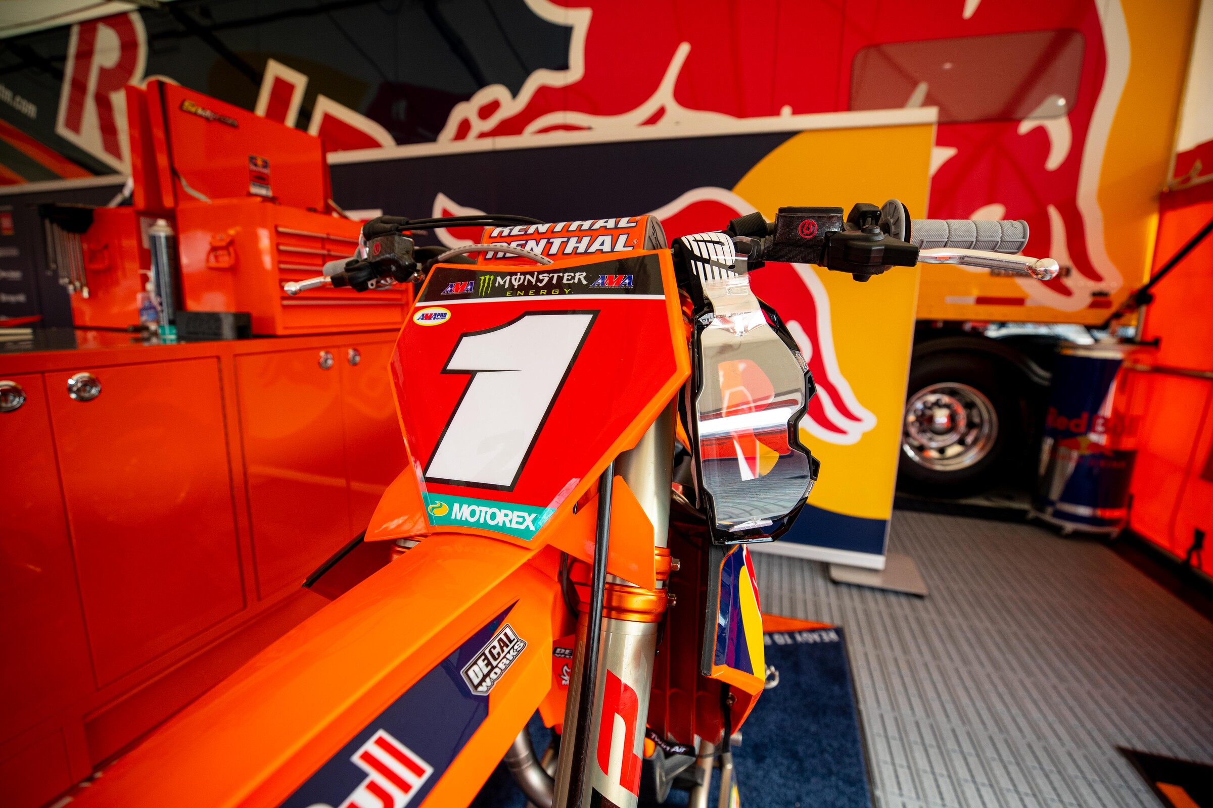 Webb_AlignMedia_SX22_Anaheim1_136_(1)