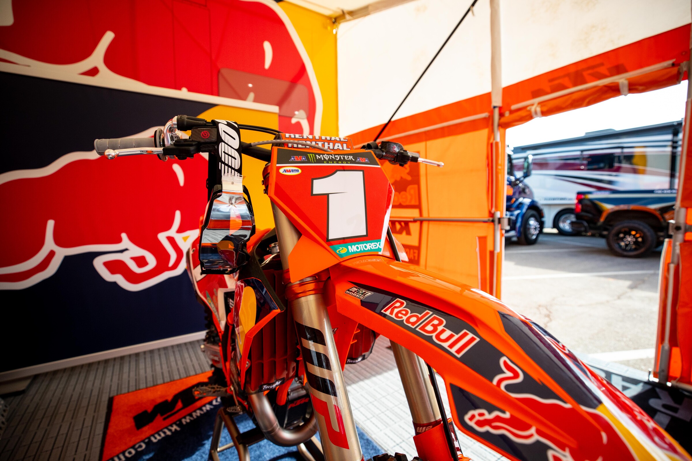 Webb_AlignMedia_SX22_Anaheim1_137