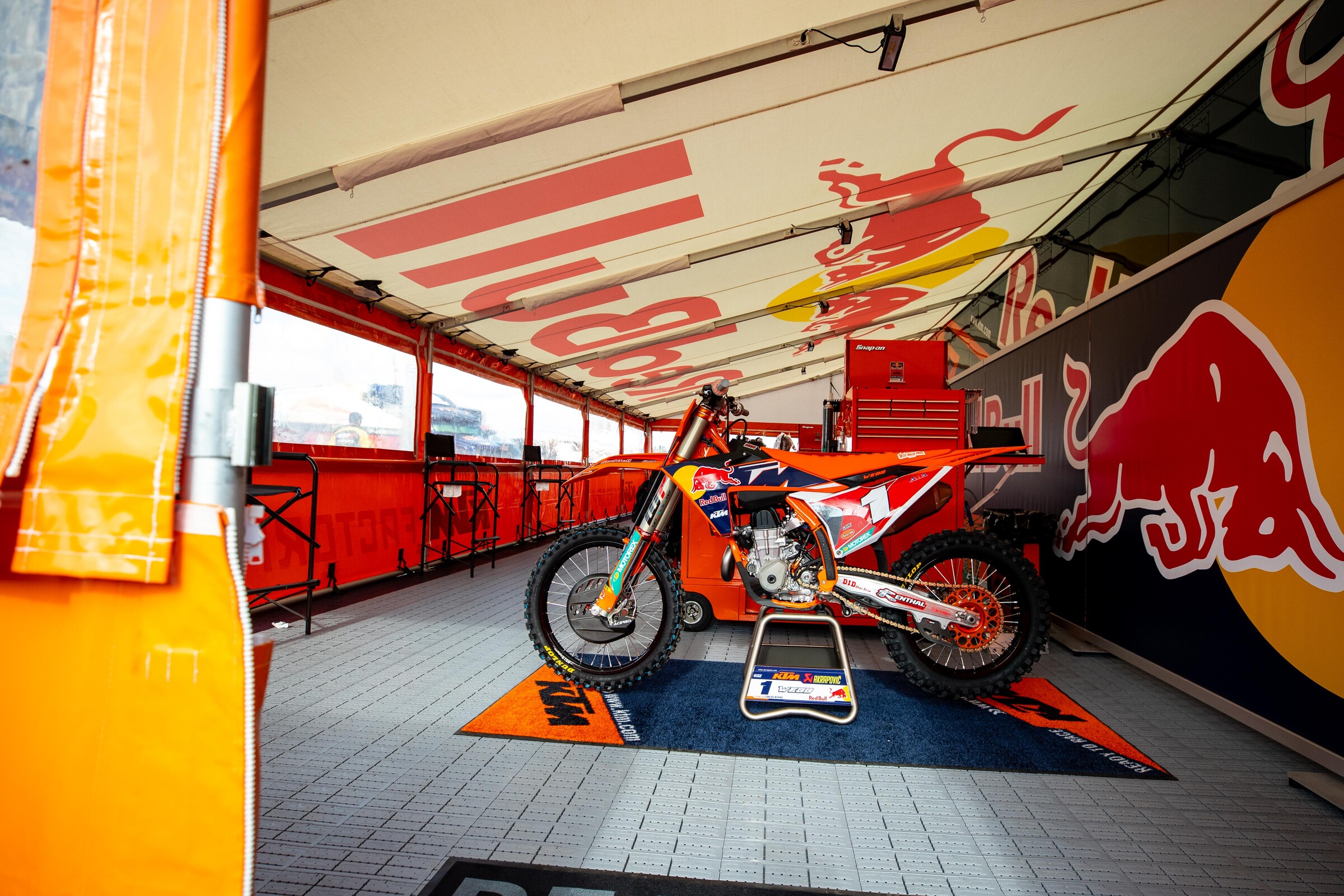 Webb_AlignMedia_SX22_Anaheim1_133