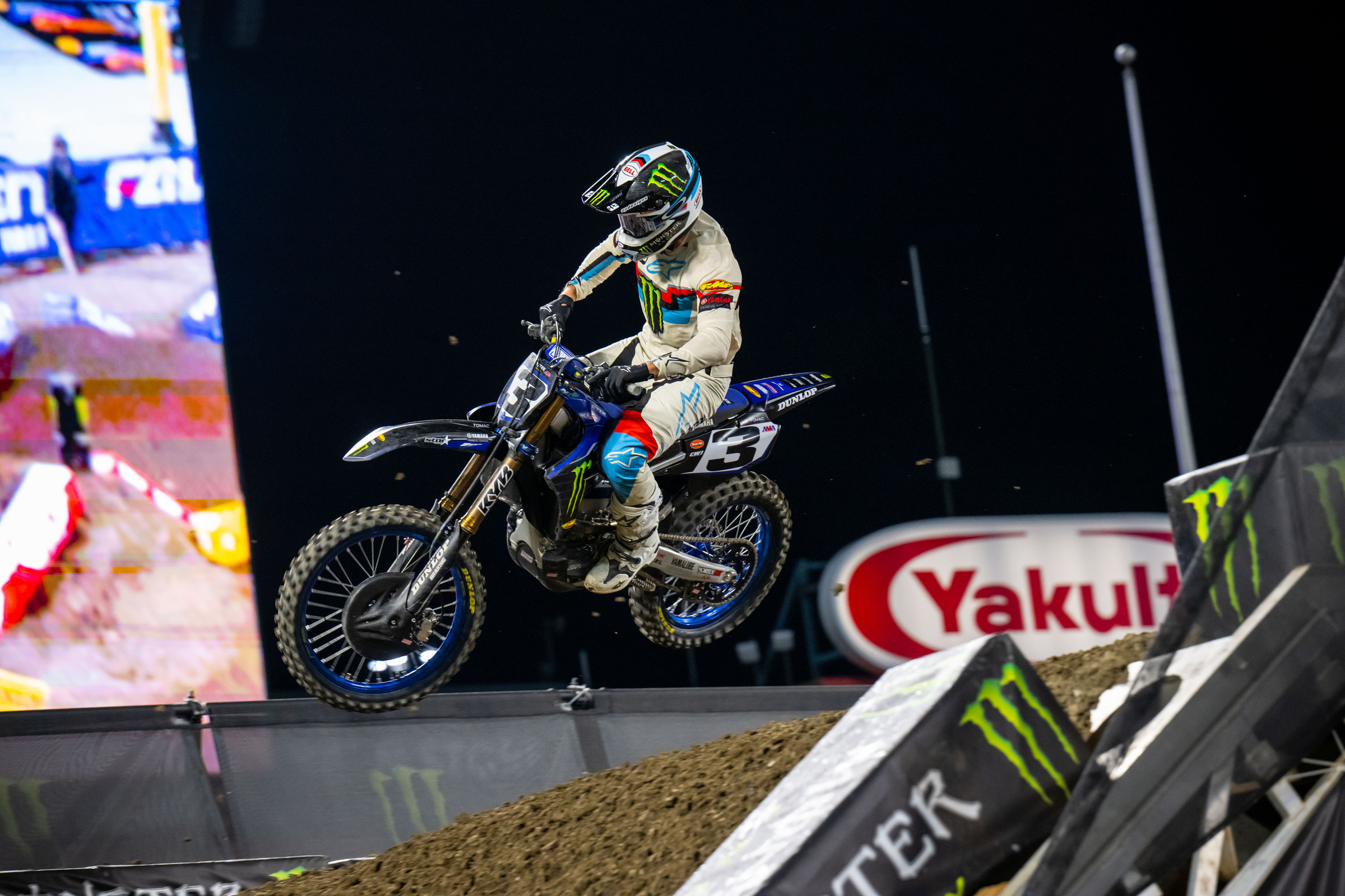 How to Stream and Watch 2022 Oakland Supercross on TV