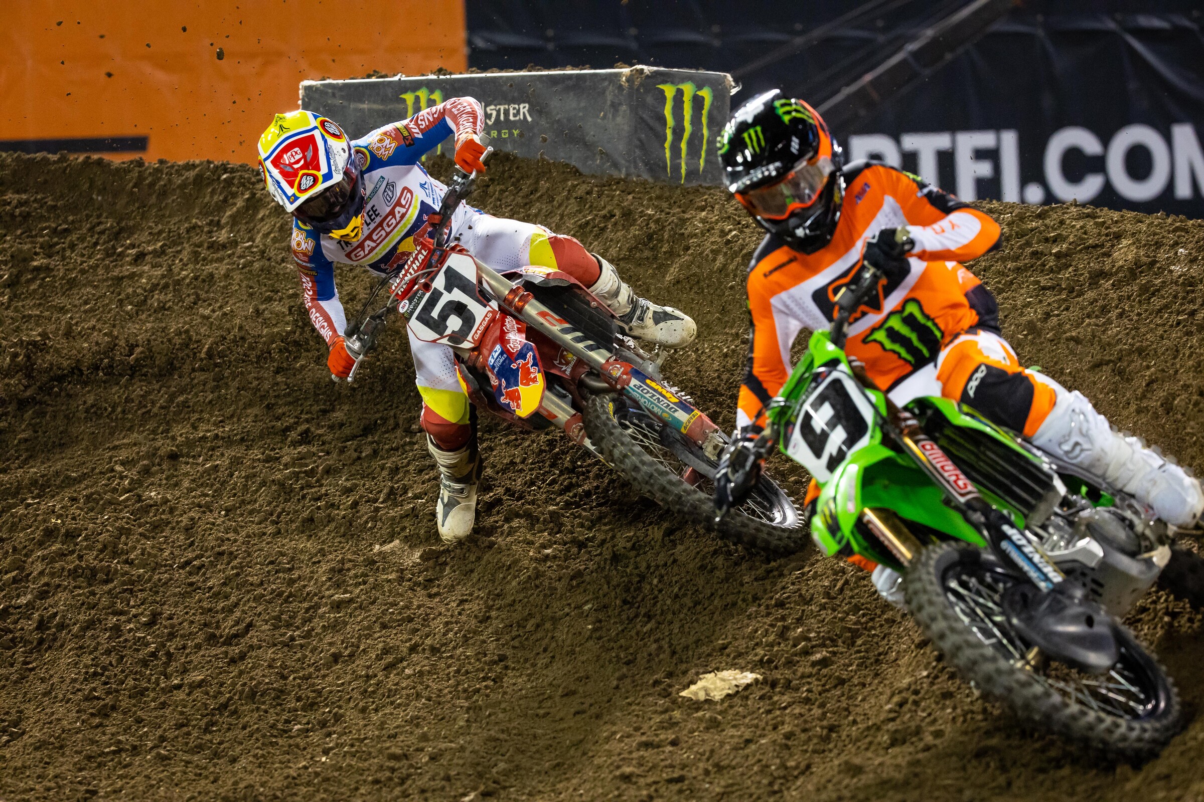 Justin Barcia battling with Adam Cianciarulo.
