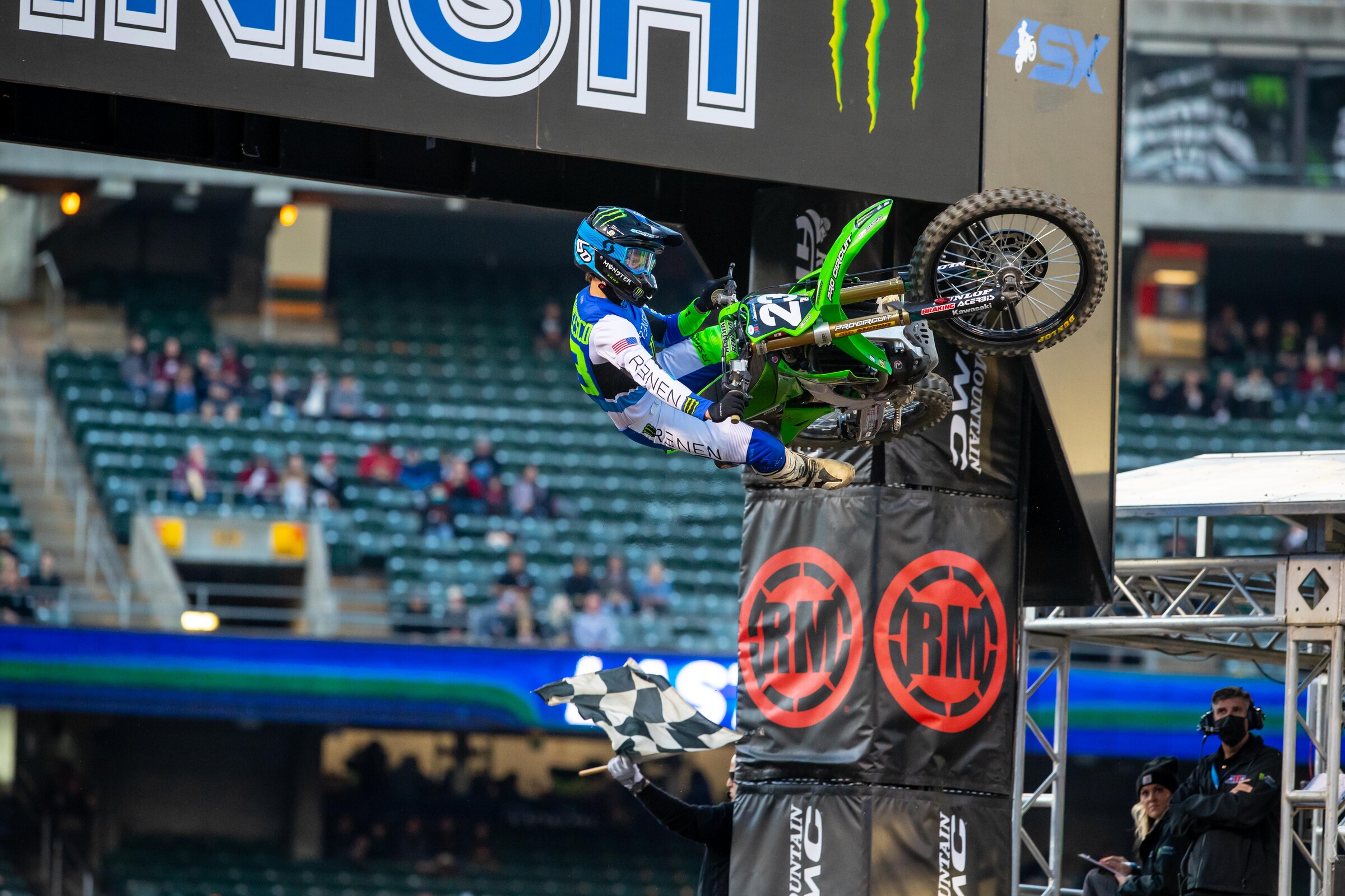 Ryder DiFrancesco won the Oakland Supercross 250SX Futures main event on Saturday.