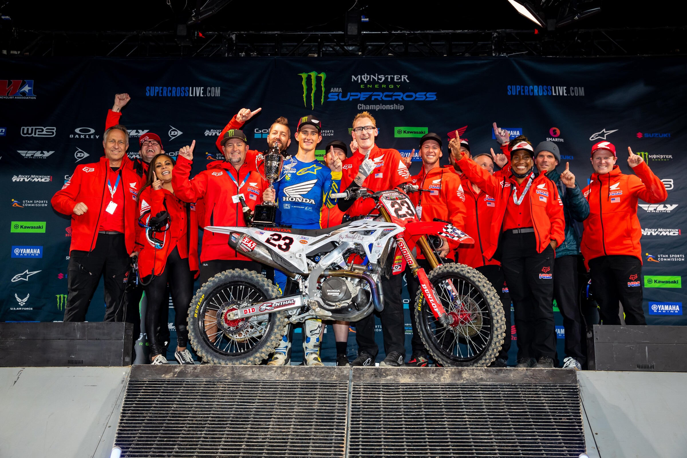 Chase Sexton and the Honda HRC crew.