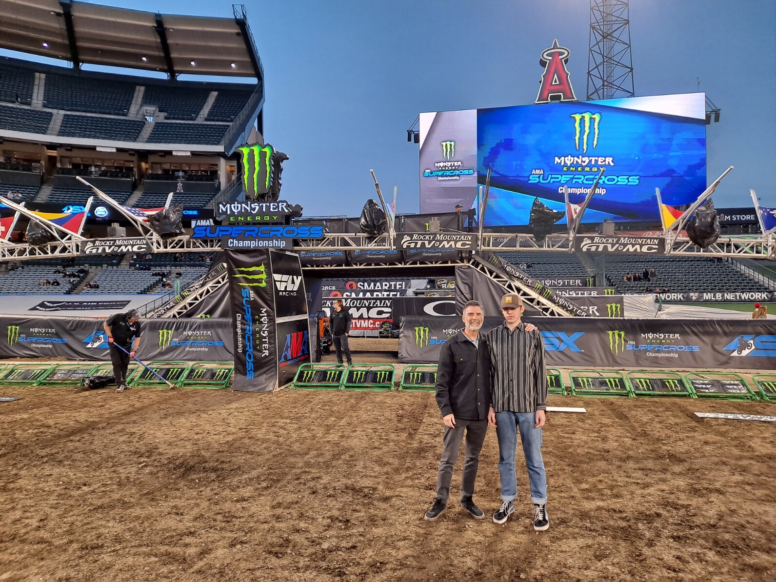 SmartFi's Aaron Tilton and his son, Gabe, at the 2022 Anaheim 1 Supercross.