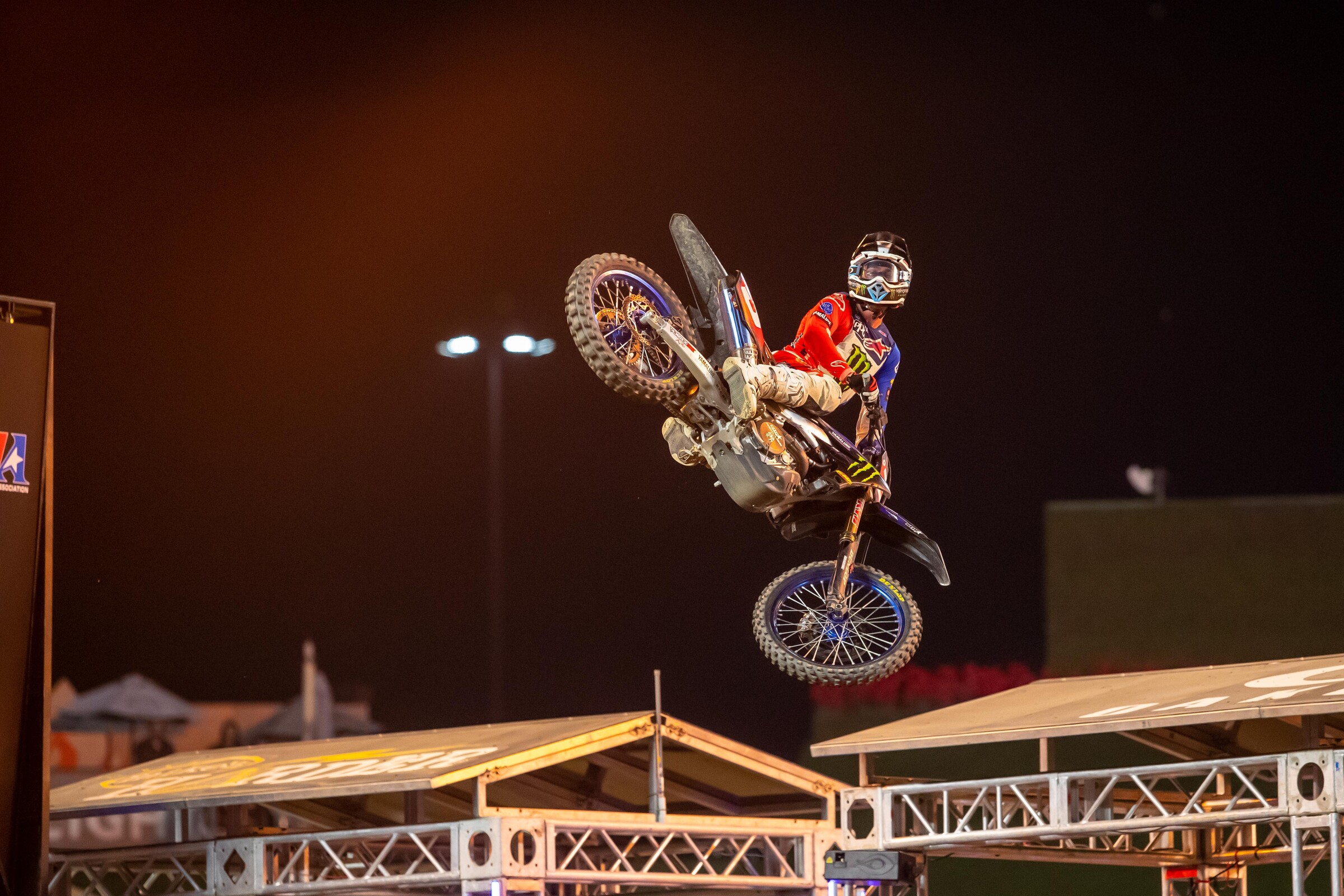 Eli Tomac took his first win of 2022 and extended his championship lead at Anaheim 2.