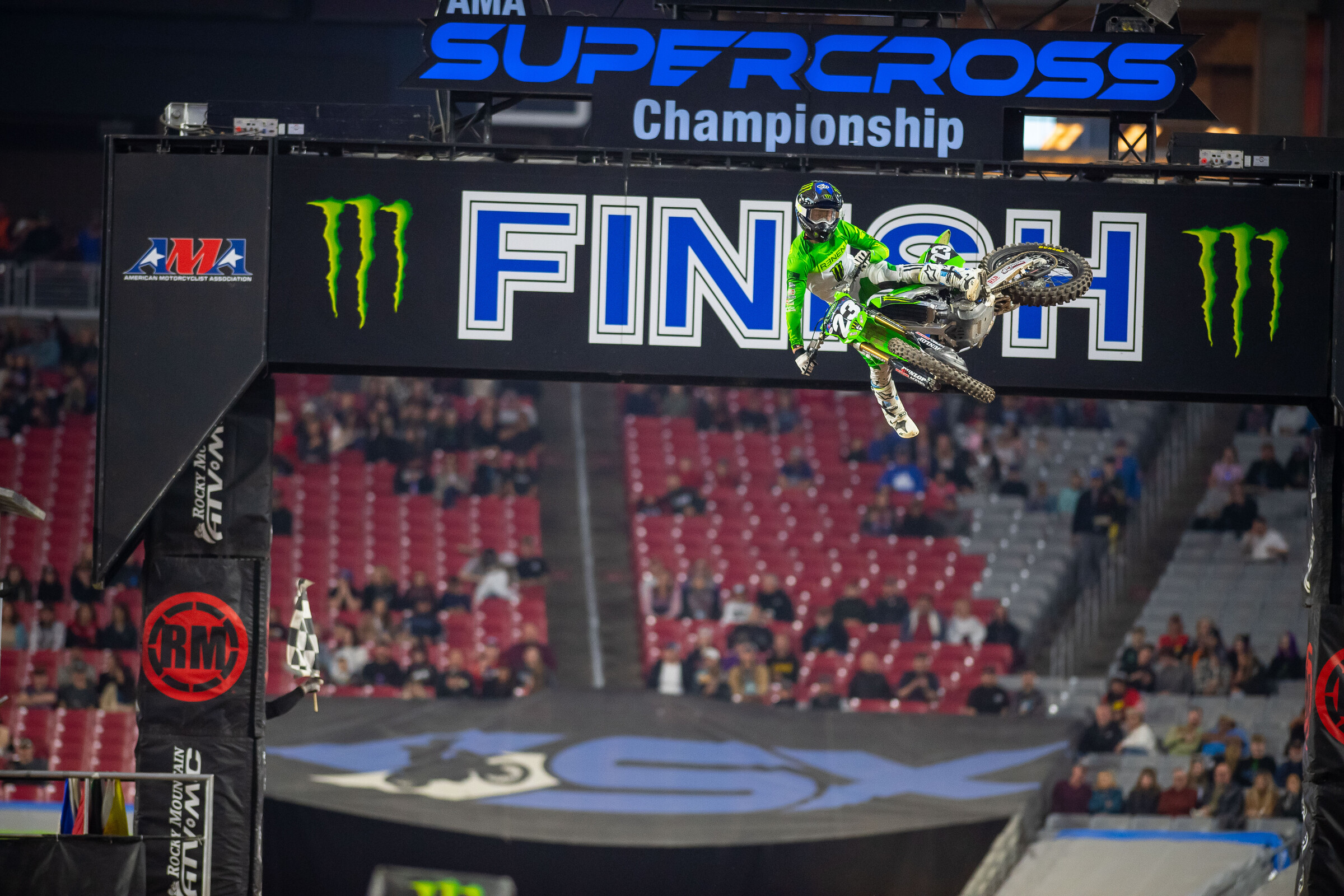 Ryder DiFrancesco won the Glendale Supercross 250SX Futures main event on Saturday. It was his third consecutive 250SX Futures main event win.