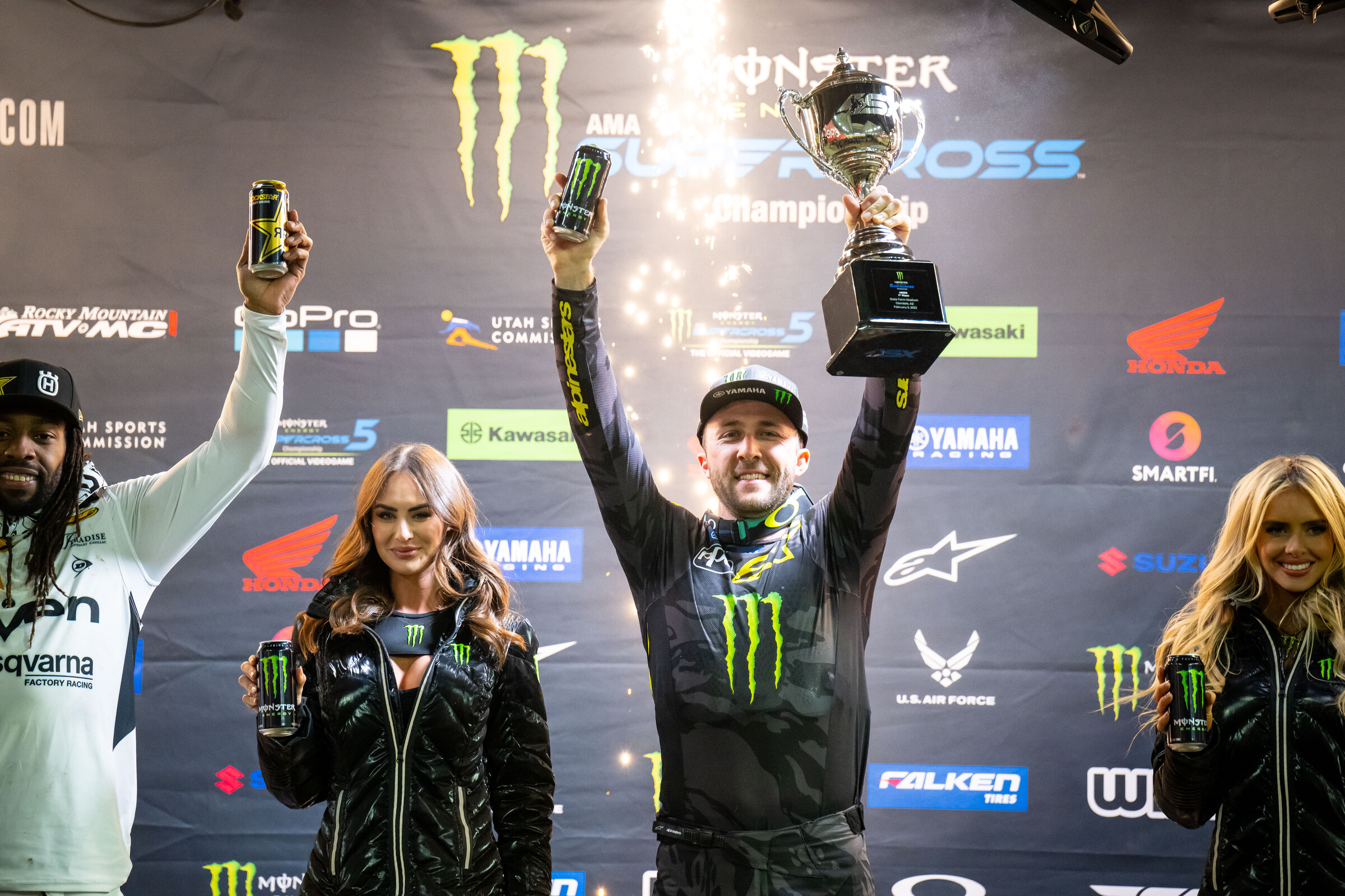 Tomac becomes the first 450SX rider to get two wins in 2022.