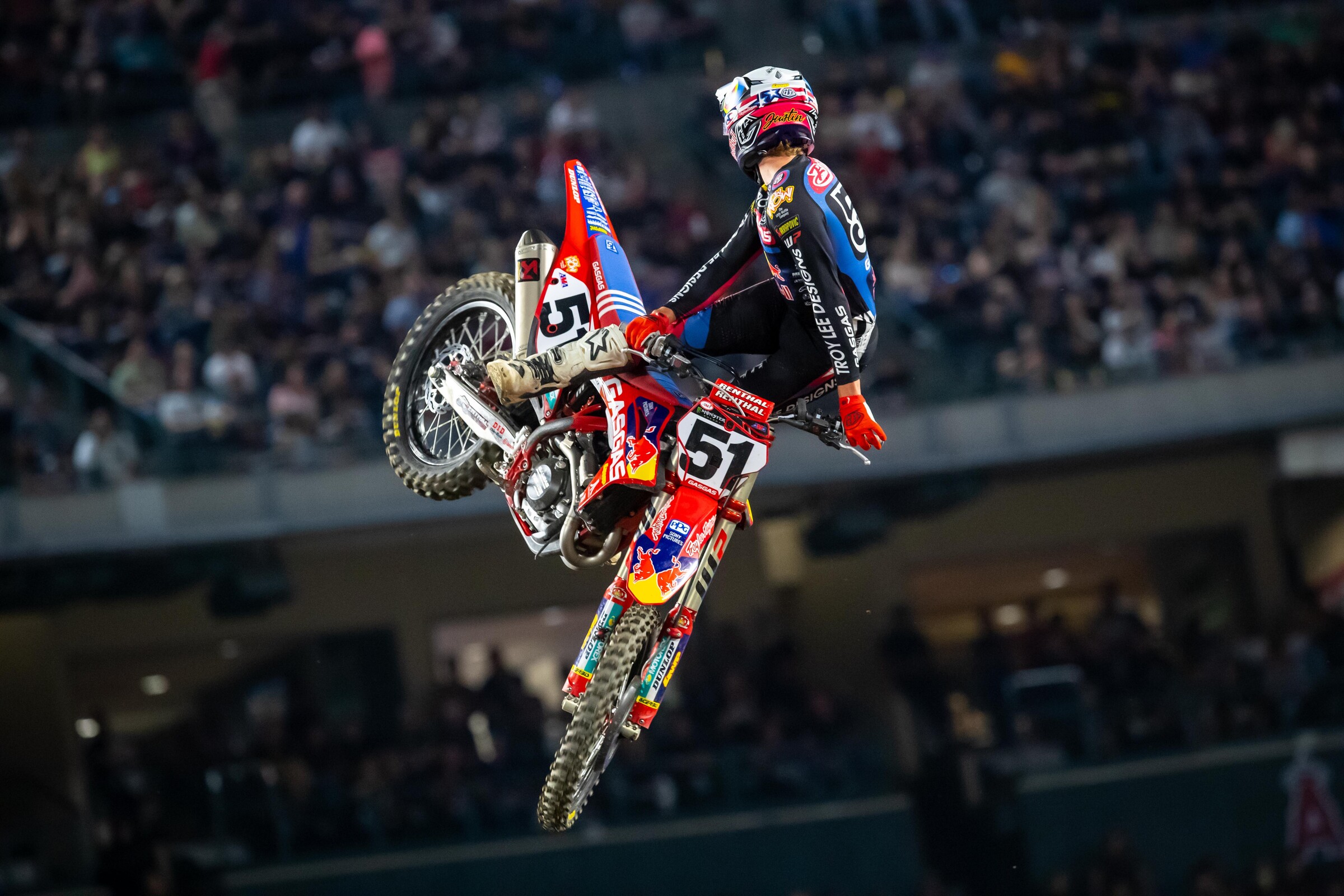Barcia earned his first heat race win of 2022 at the sixth round.