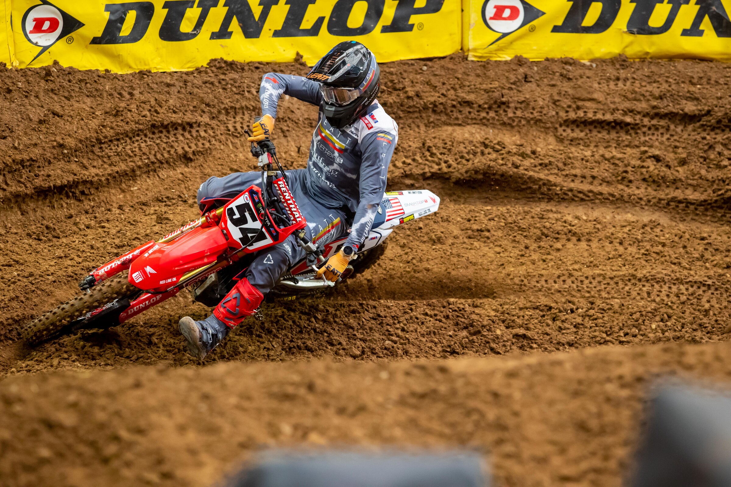 Mitchell Oldenburg racing the 450SX Class at the fifth-round Glendale Supercross.