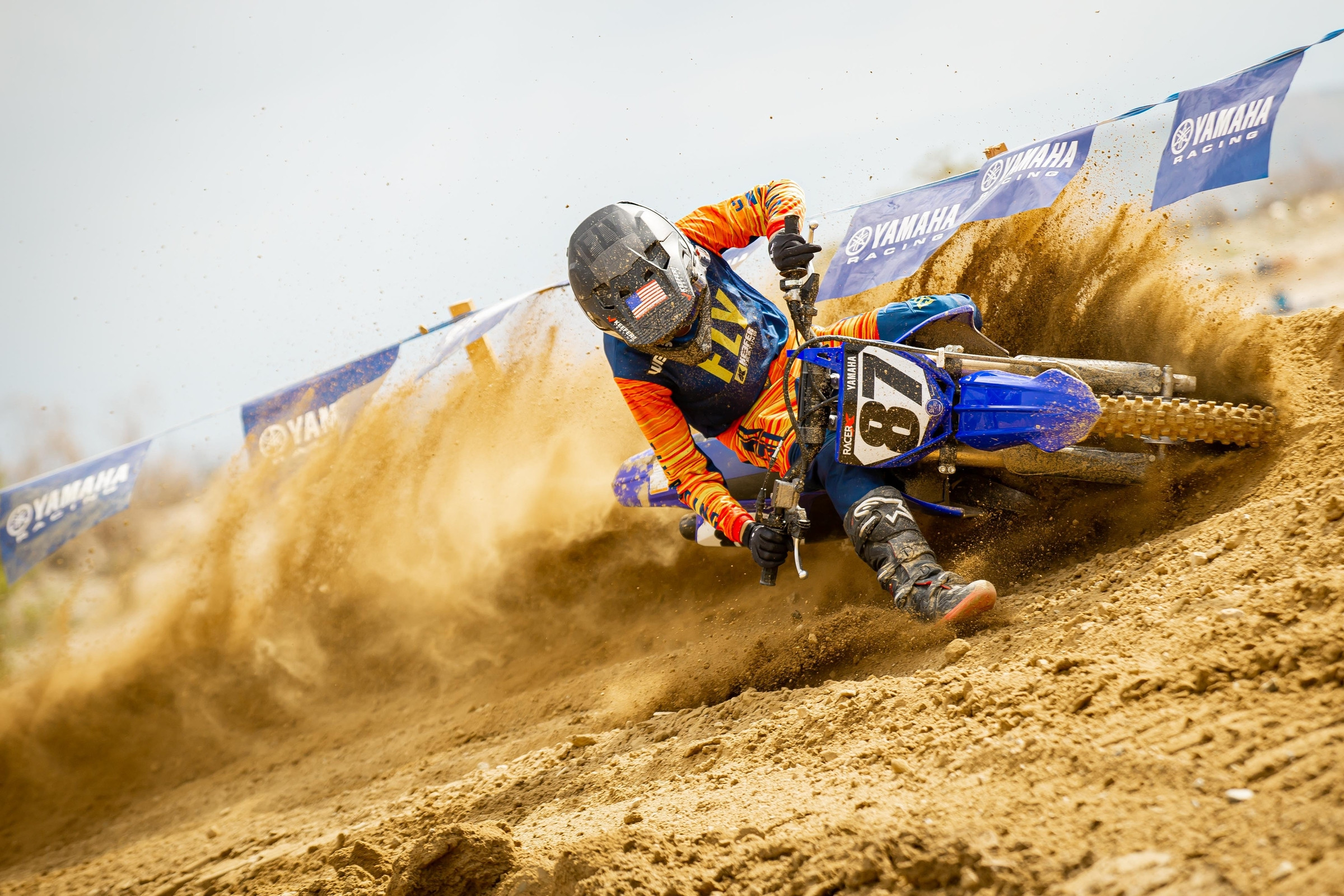 Racer X Films: 2022 Yamaha YZ85 & YZ85LW Bike Intro