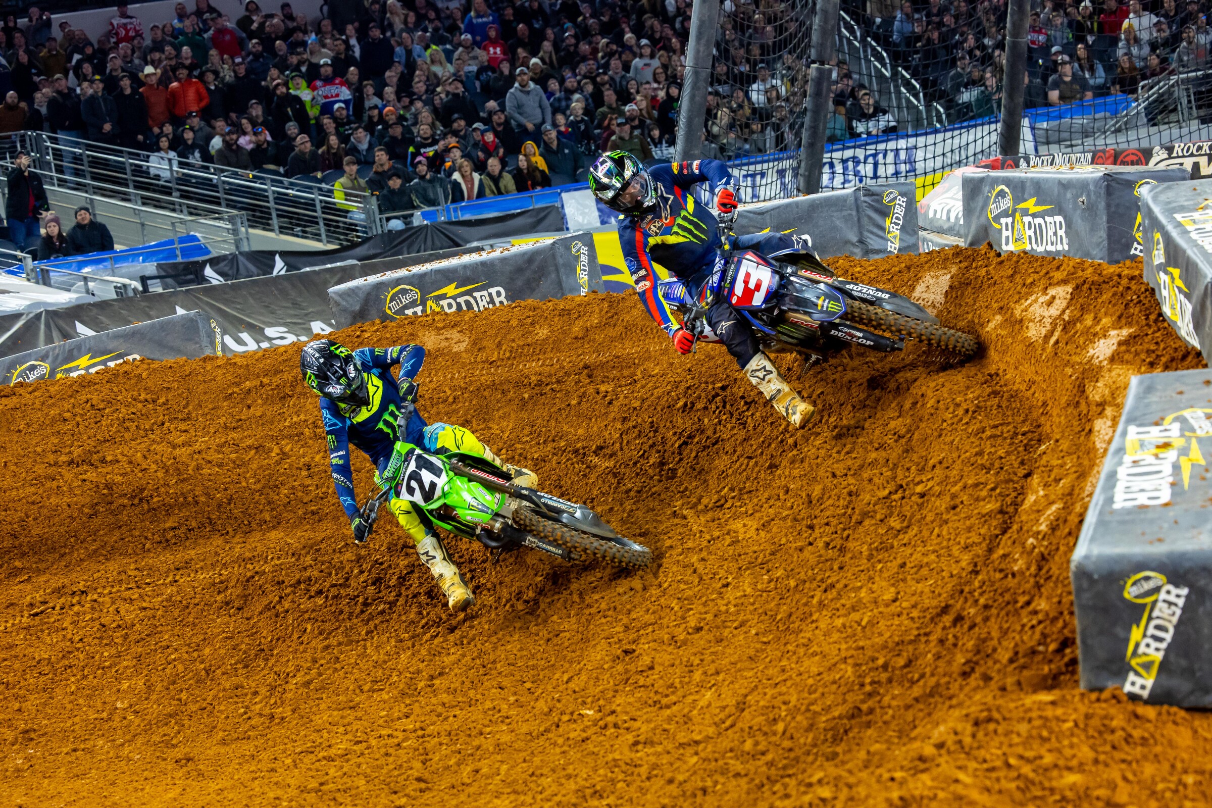 Jason Anderson and Eli Tomac battled for the lead in the final race.