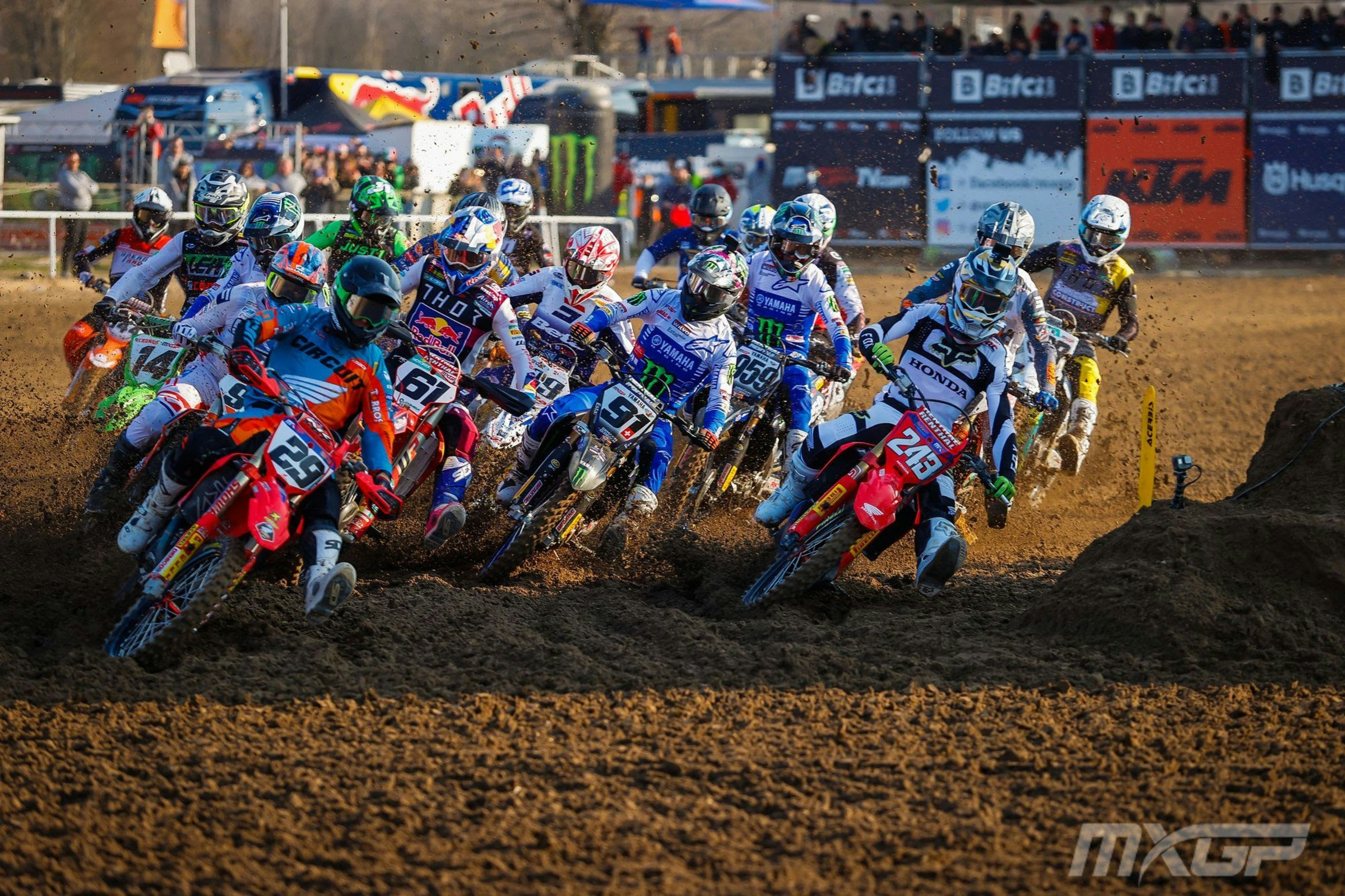 MXGP Announces TBA Rounds as Italy and Oman
