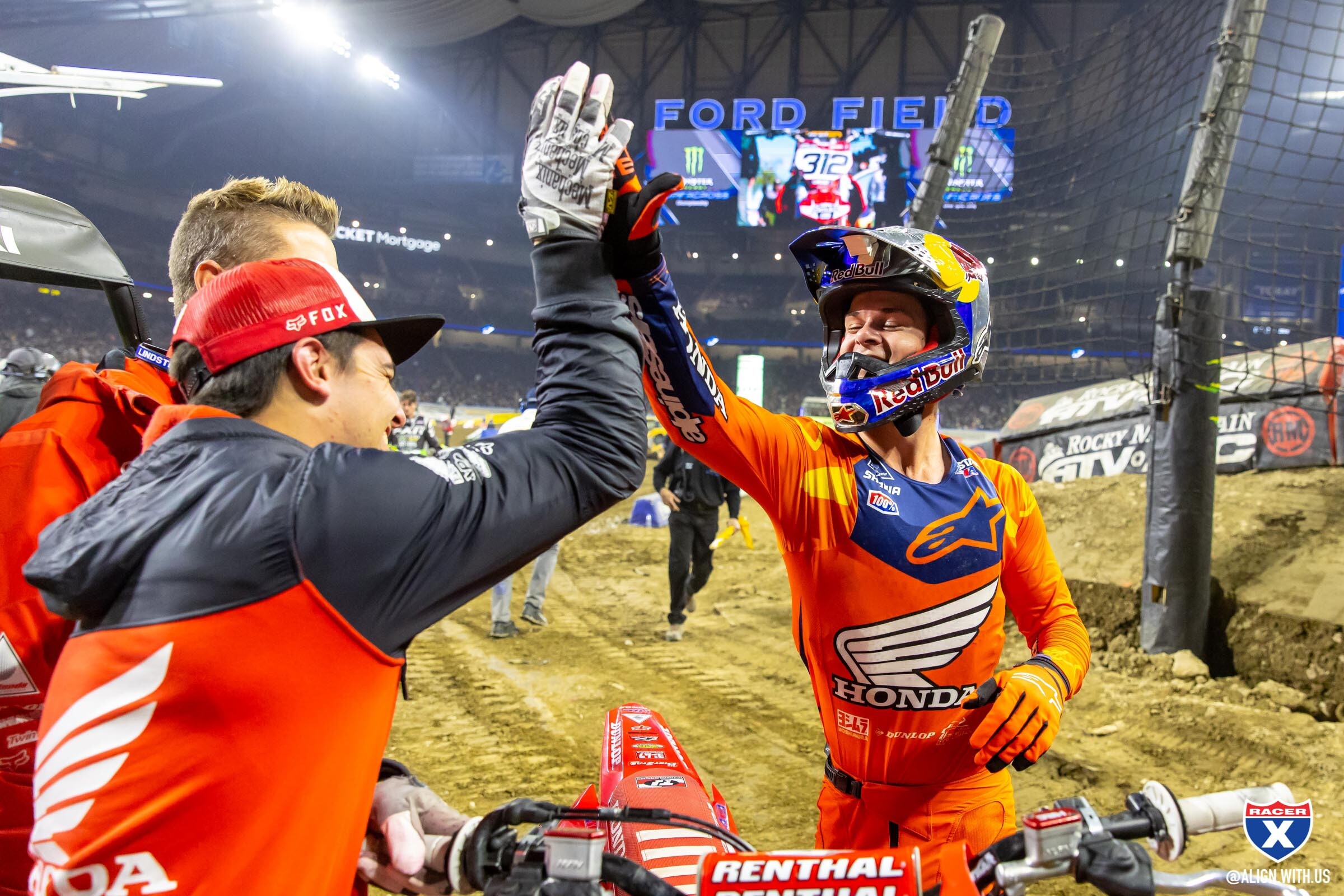 ALIGN_MEDIA_x_RACER_X_2022_DETROIT_SX_056