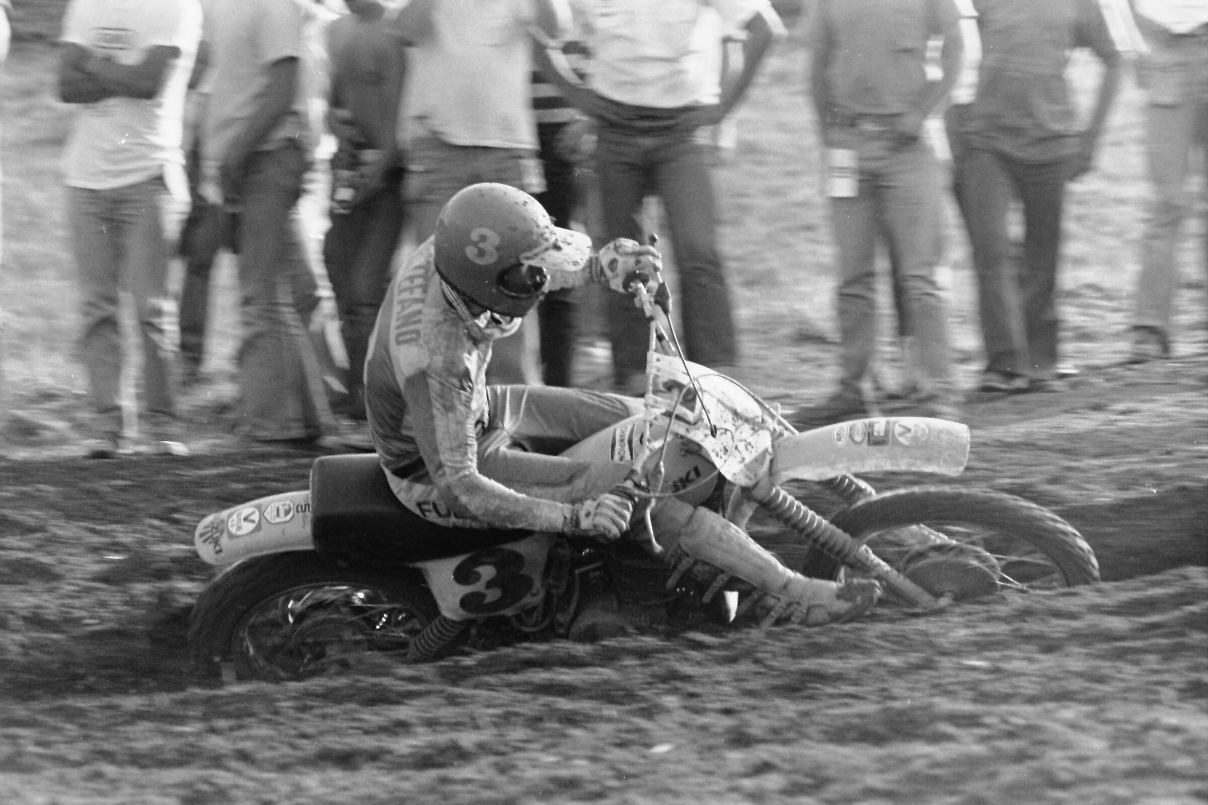 Tony DiStefano, the 1977 250 Class champion.