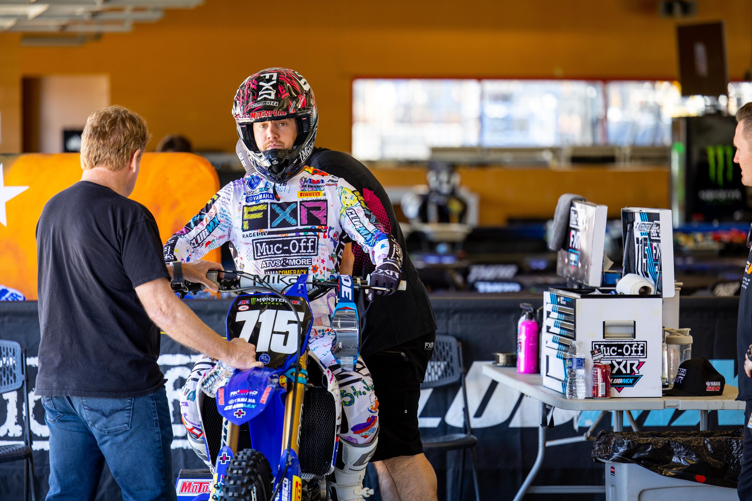 Phil Nicoletti on Muscle Cramping, Jumping vs Skimming Supercross